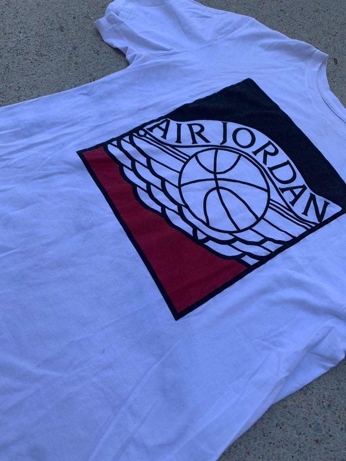 Jordan Brand Air Jordan Wings Logo T Shirt Size US L / EU 52-54 / 3 - 2 Thumbnail