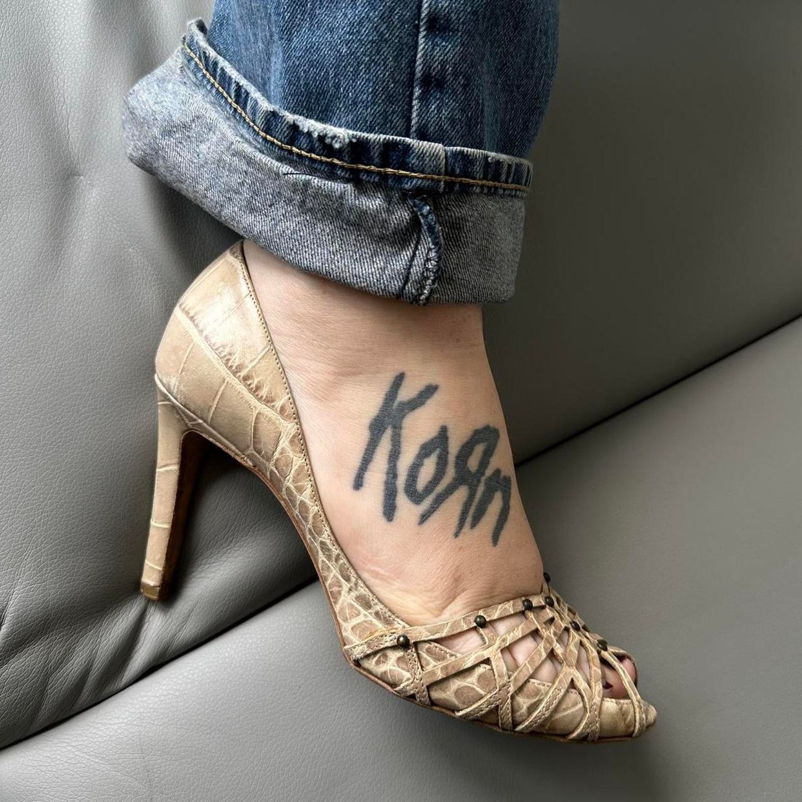 Giorgio Armani × Vintage Vintage GIORGIO ARMANI Tan Leather Peep-Toe Croc Heels/Pumps Size US 6.5 / IT 36.5 - 1 Thumbnail
