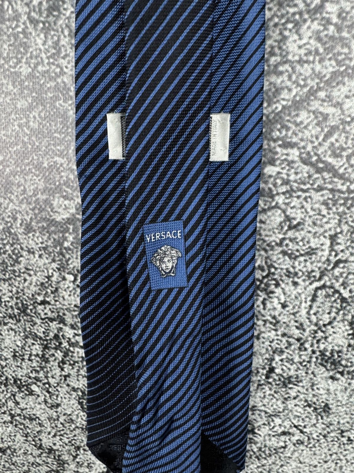 Versace Jeans Couture Vintage Tie Gianni Versace Medusa Logo Made it Italy Size ONE SIZE - 7 Thumbnail