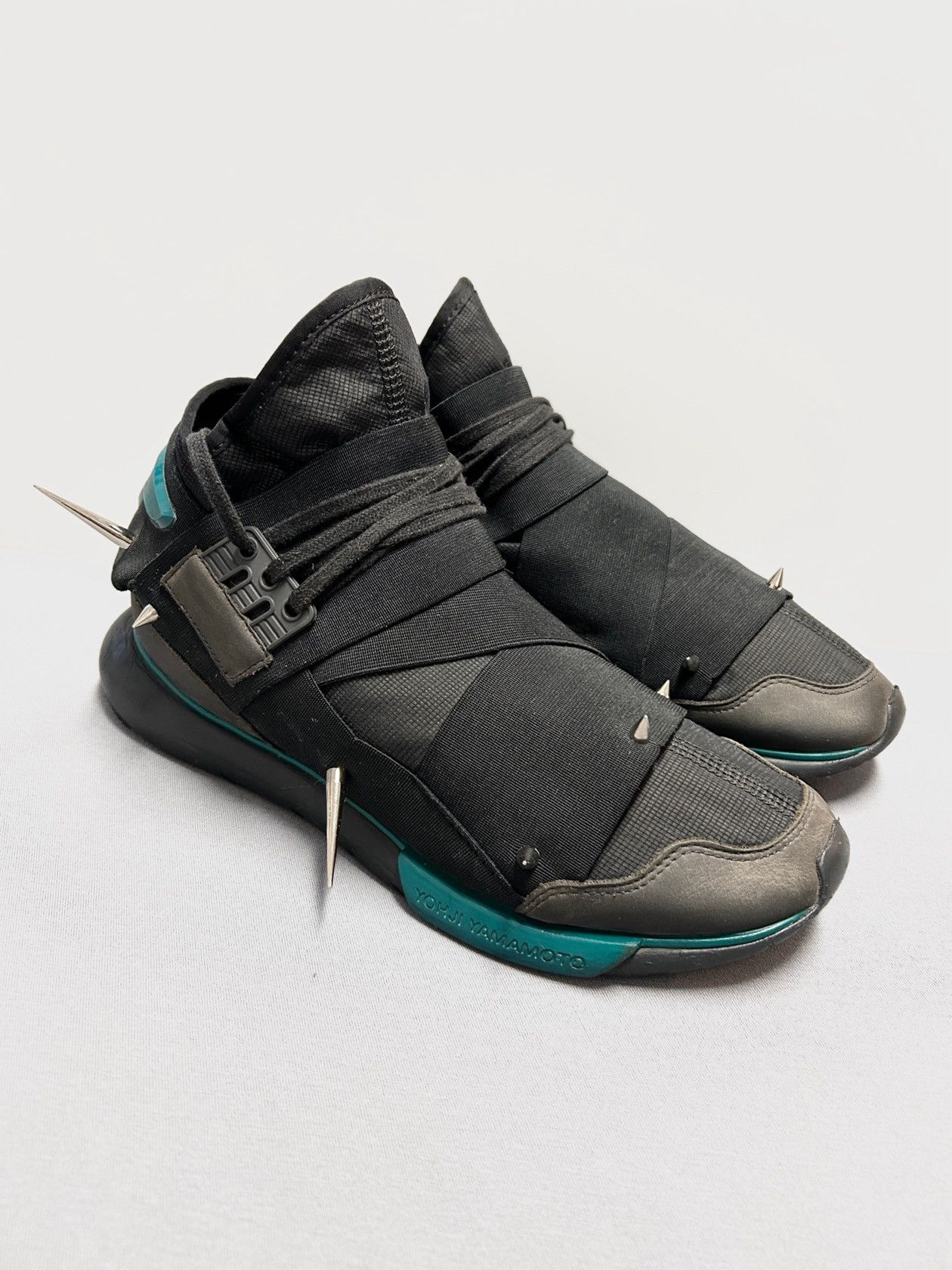 Y-3 FW2018 Qasa High Sneaker Size US 9.5 / EU 42-43 - 1 Thumbnail