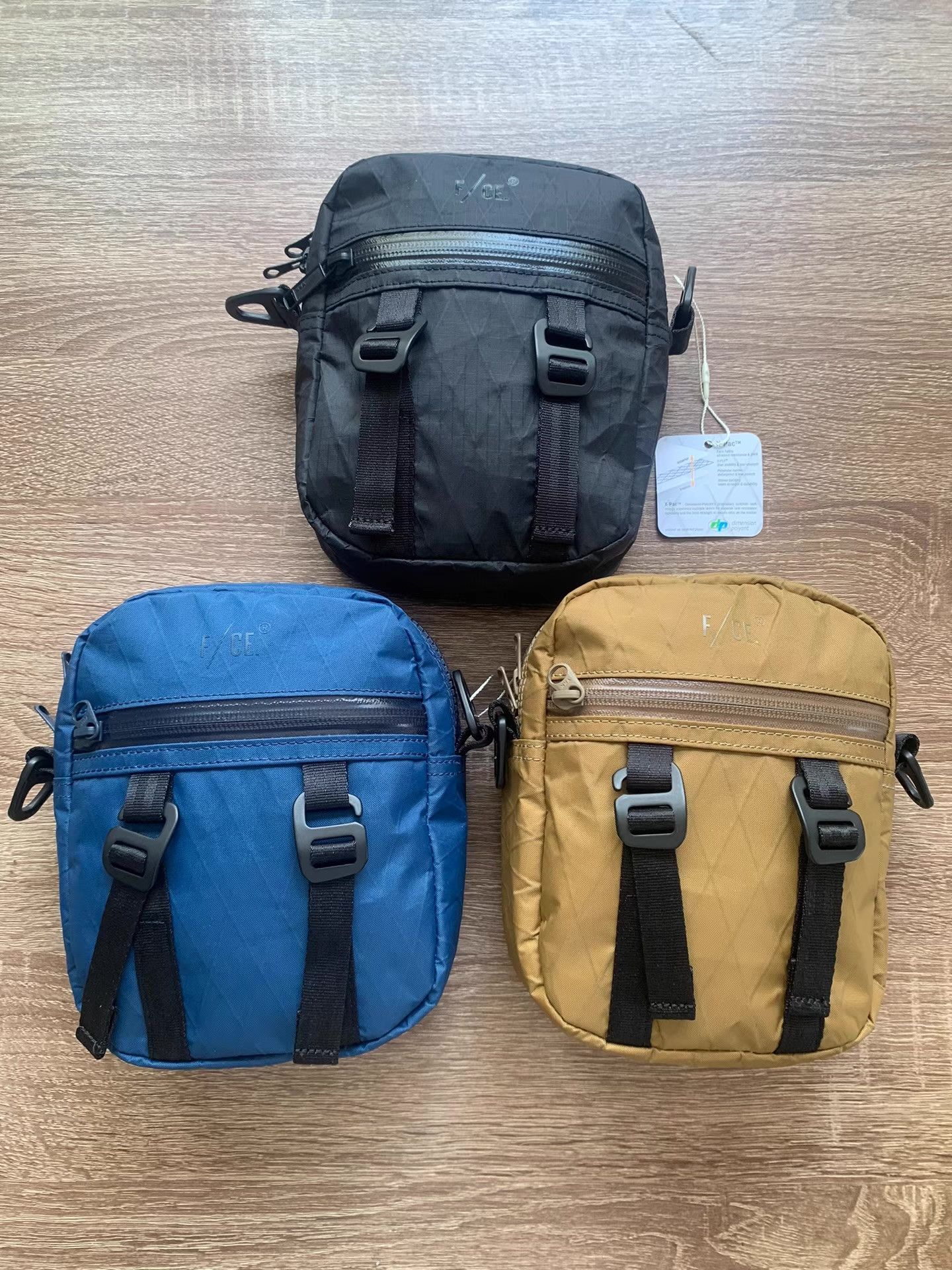F/CE F/CE Utility Shoulder Pouch Available Colors: Blue, Ｑ22 Size ONE SIZE - 8 Thumbnail