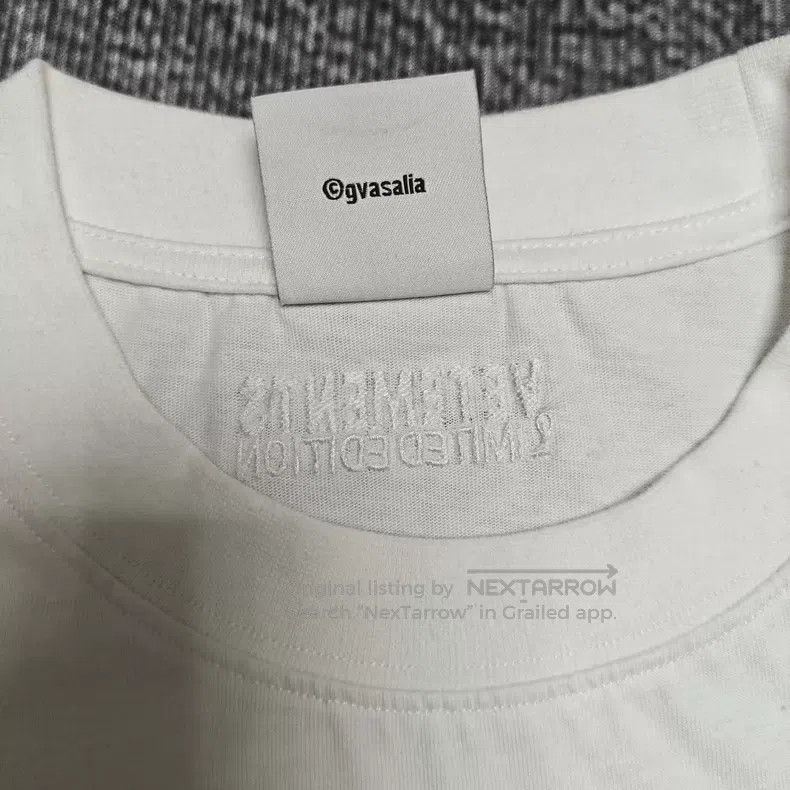 Vetements VETEMENTS Pink Slogan Short Sleeve Size US M / EU 48-50 / 2 - 4 Thumbnail