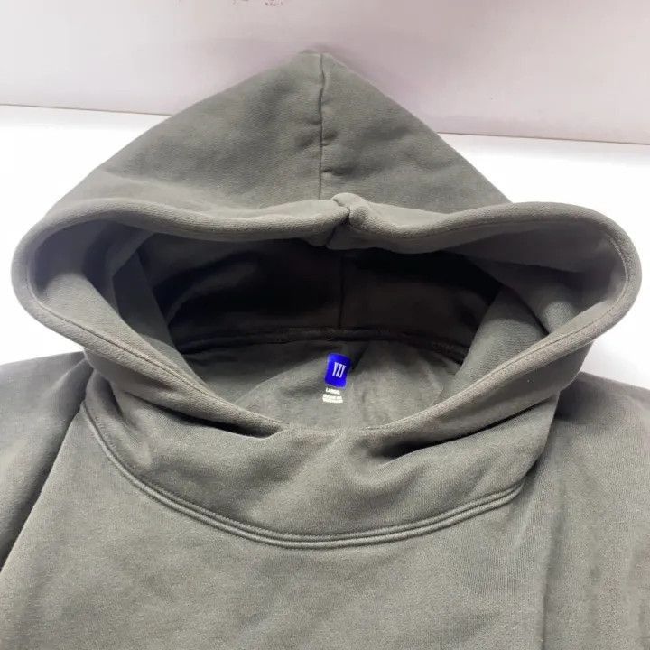 Balenciaga Balenciaga YEEZY Dove Hoodie with Logo and Animal Print -2 Size US L / EU 52-54 / 3 - 4 Thumbnail