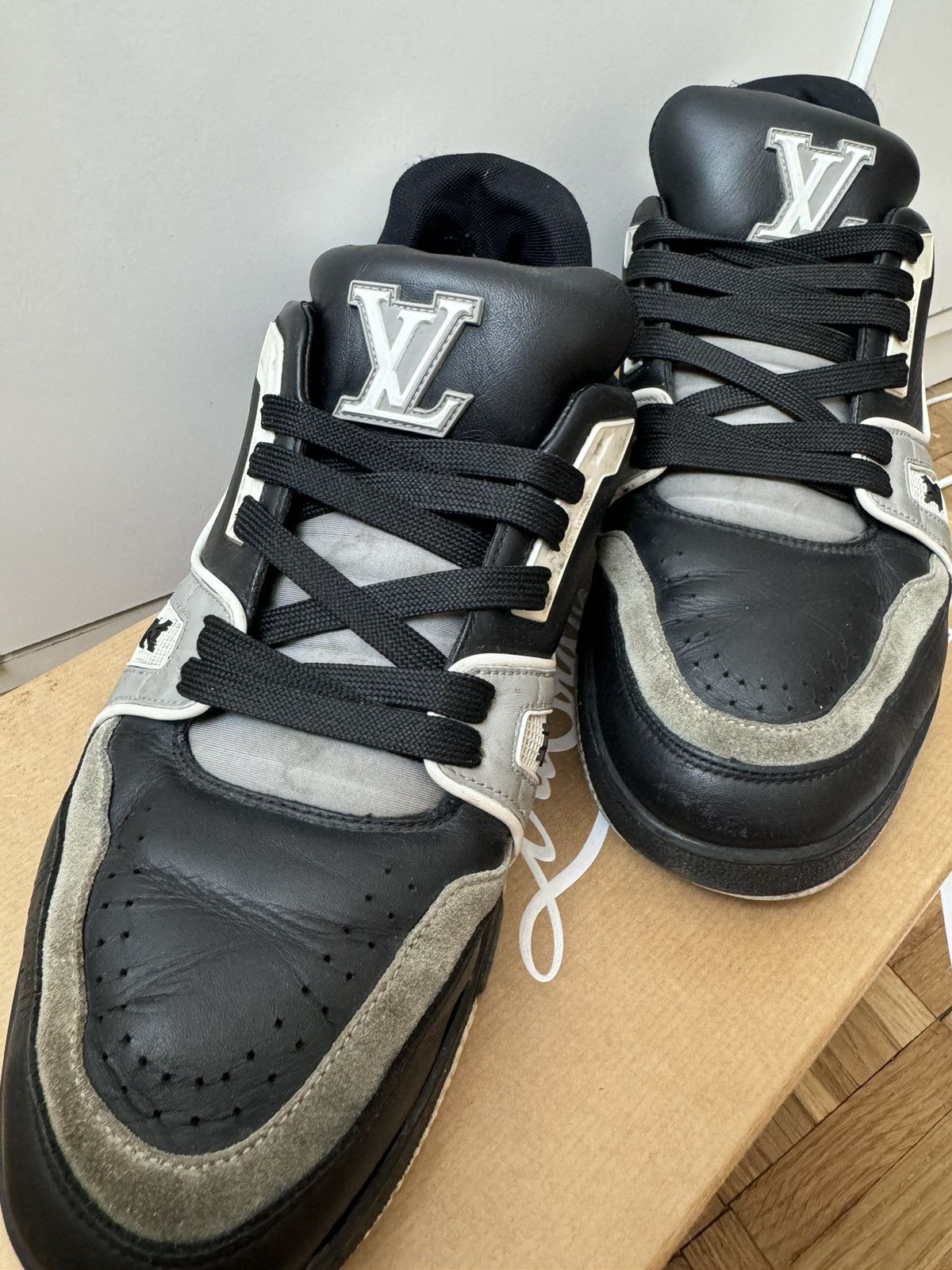 Louis Vuitton Louis Vuitton LV Trainer Black Grey White Size US 7 / EU 40 - 1 Thumbnail