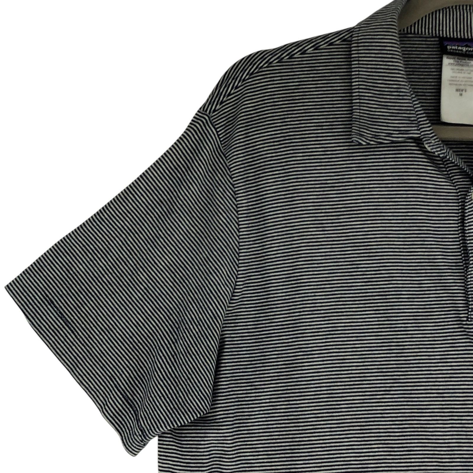 Patagonia Patagonia M Shirt Polo Squeaky Clean Striped *TINY FLAW Size US M / EU 48-50 / 2 - 6 Thumbnail