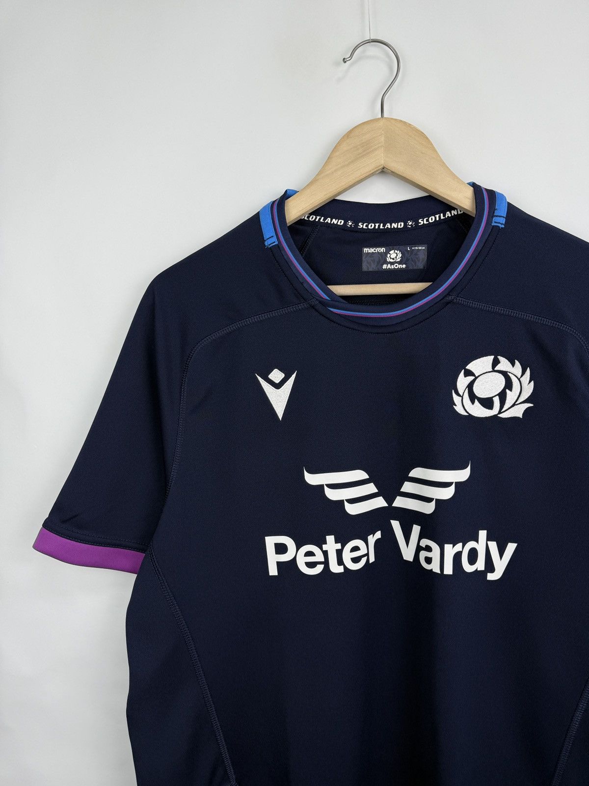 Macron 🏴󠁧󠁢󠁳󠁣󠁴󠁿2020 Macron Scotland National Rugby Team Peter Vardy Jersey Size US L / EU 52-54 / 3 - 4 Thumbnail