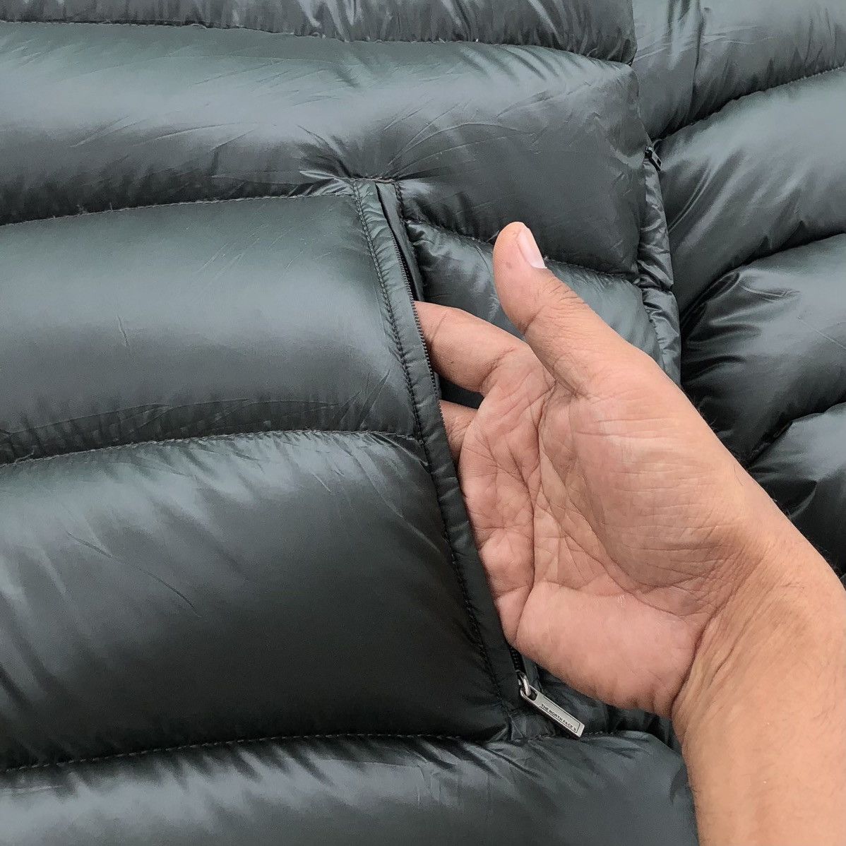 The North Face The North Face Down Jacket Full Zip Hood Green [XL] Size US XL / EU 56 / 4 - 7 Thumbnail
