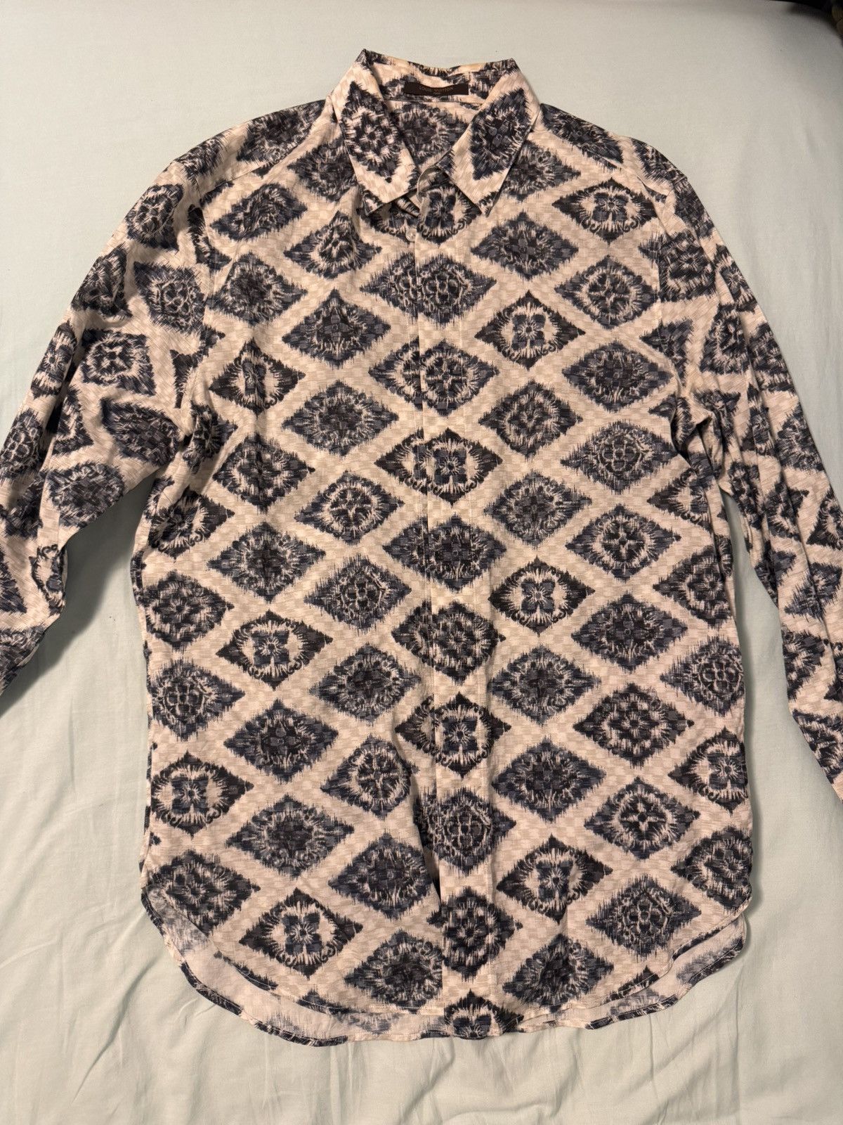 Louis Vuitton Louis Vuitton Graphic Shirt Size Medium Size US M / EU 48-50 / 2 - 1 Thumbnail