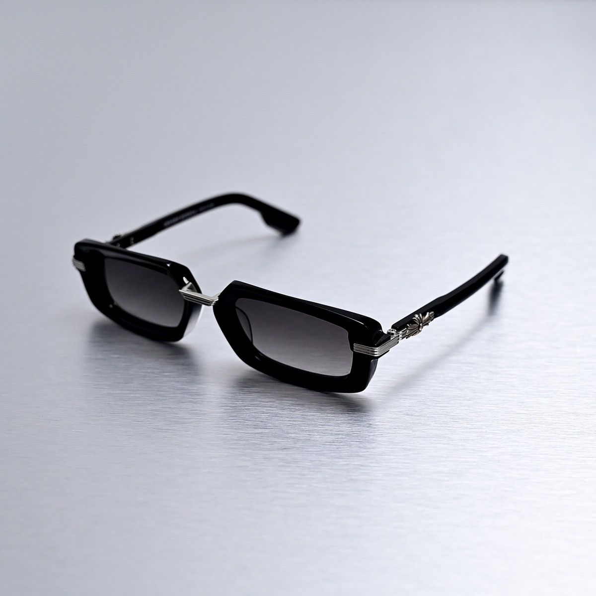 【CHROME HEARTS】ASSTRAVAGANT クリア ピンク Chrome Hearts CHROME HEARTS ASSTRAVAGANT SUNGLASSES | Grailed