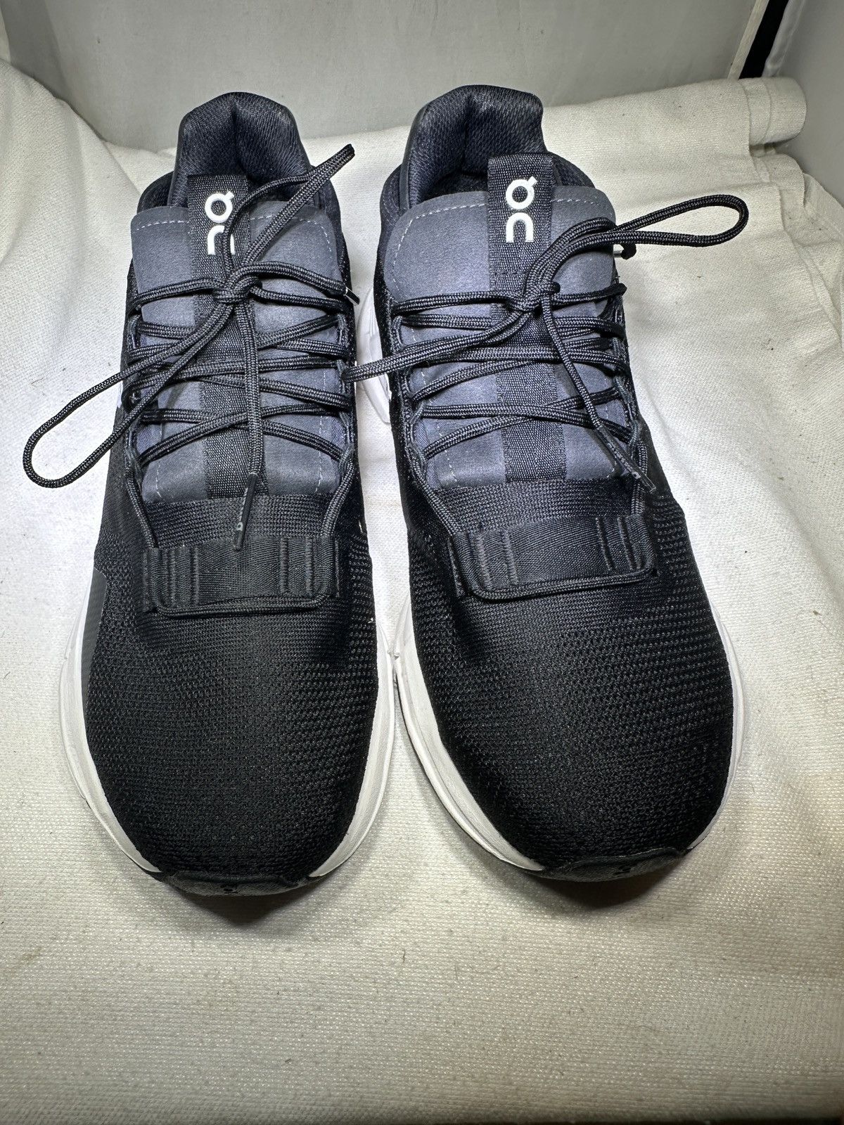 On ON Running Cloudnova Women’s 8.5 Sneakers Black "Used Once" Size US 8.5 / IT 38.5 - 2 Thumbnail