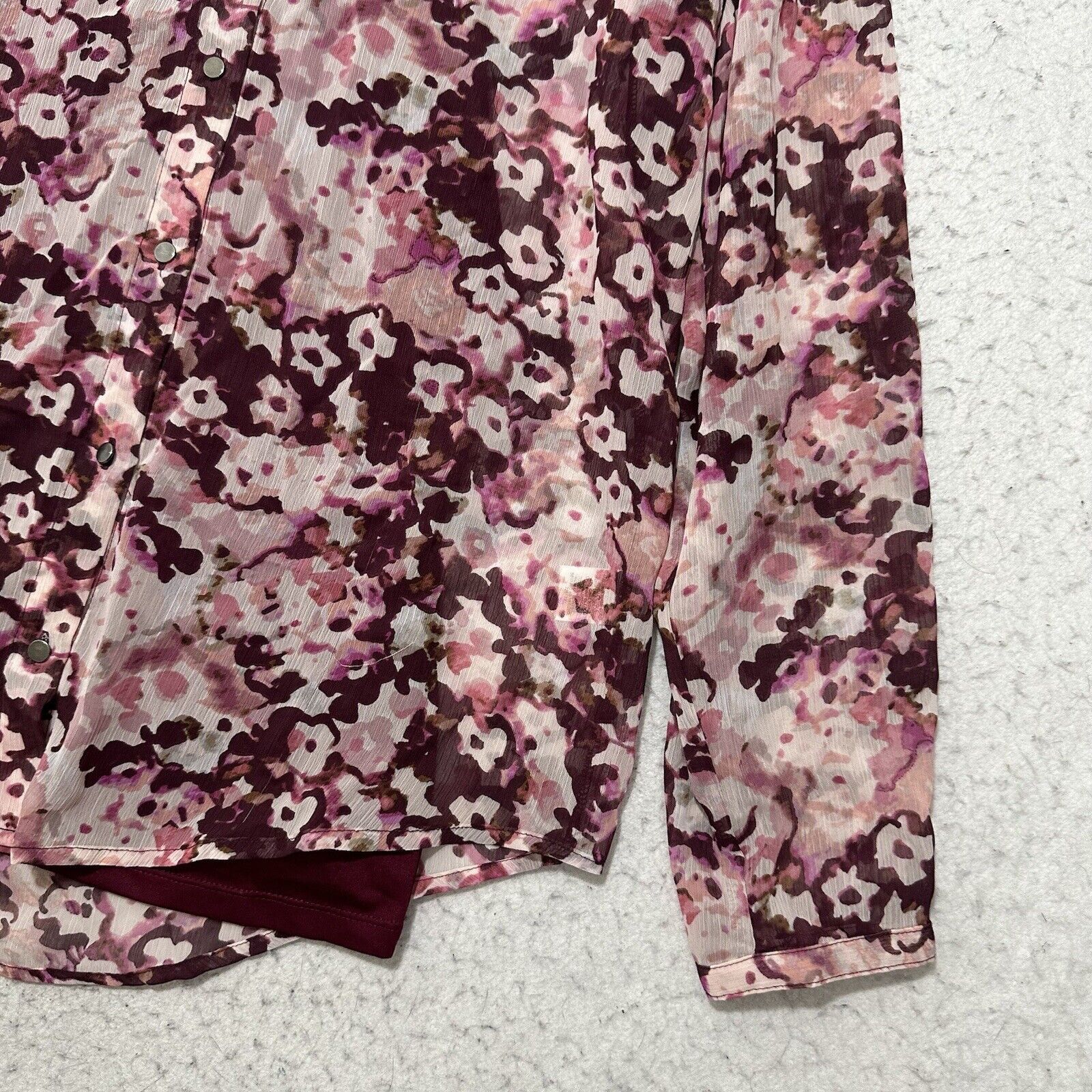 Liz Claiborne Liz Claiborne Medium Floral Button Down + Tank Top Sheer Size M / US 6-8 / IT 42-44 - 5 Thumbnail