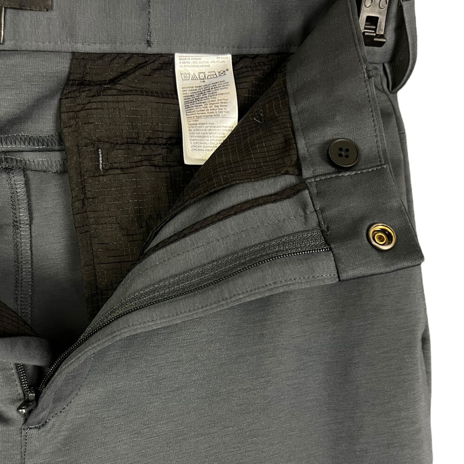 Banana Republic Banana Republic Men 36x32 Dark Gray Slim Stretch Dress Pants Size US 36 / EU 52 - 6 Thumbnail