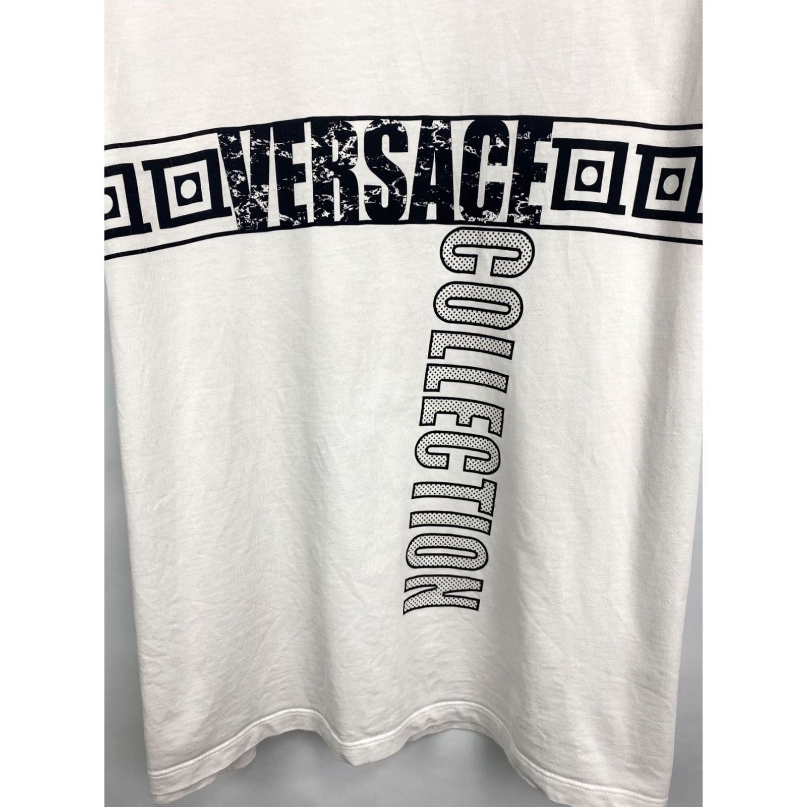 Versace VINTAGE Versace T-Shirt Men XL White Retro Gianni Versace T-Shirt Rare Hype Y2K White XL/XXL Mens Retro 90s Size US XL / EU 56 / 4 - 4 Thumbnail
