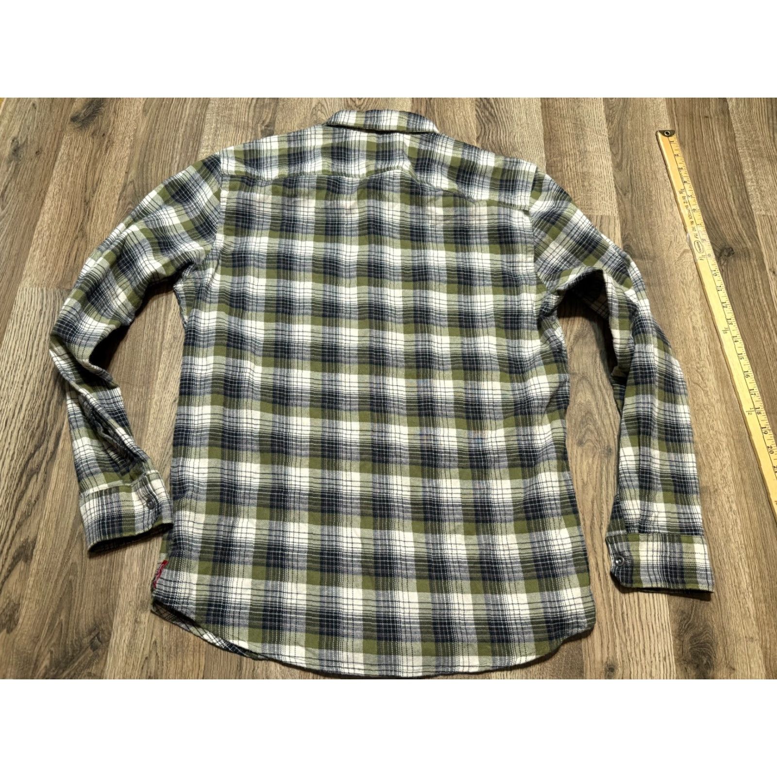 Wrangler Wrangler Shirt Mens M Green White Black Plaid Long Sleeve Button-Up Shirt Size US M / EU 48-50 / 2 - 2 Thumbnail