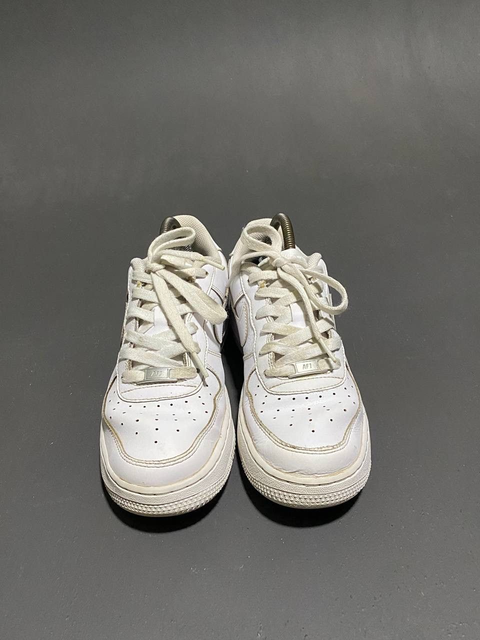 Nike Nike Air Force 1 Sneakers Size US 6 / EU 39 - 2 Thumbnail