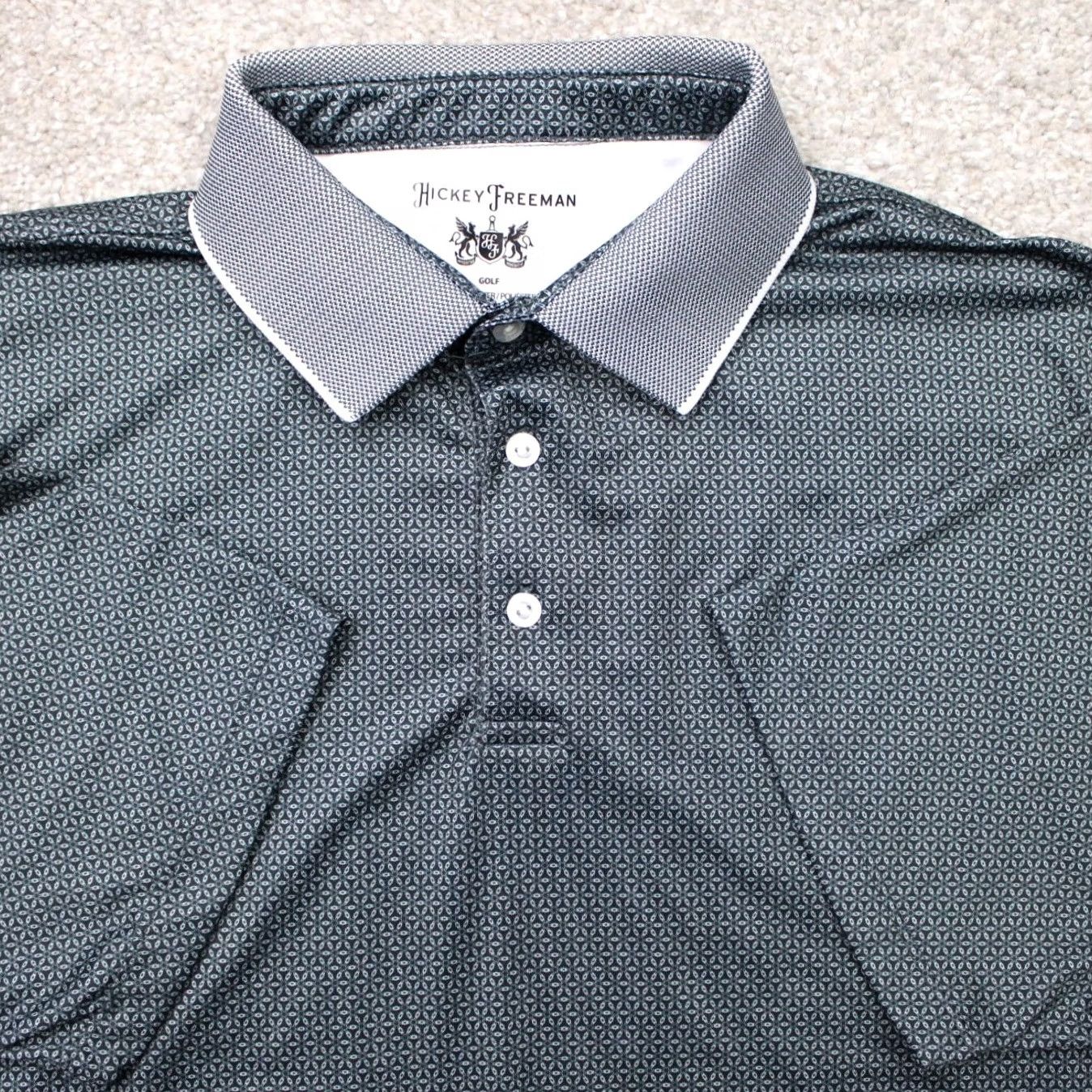 Vintage Hickey Freeman Polo Shirt Mens Large Gray Geometric Short Sleeve Polyester Spandex Lightweight Breathable Sports Golf Casual Size US L / EU 52-54 / 3 - 2 Thumbnail