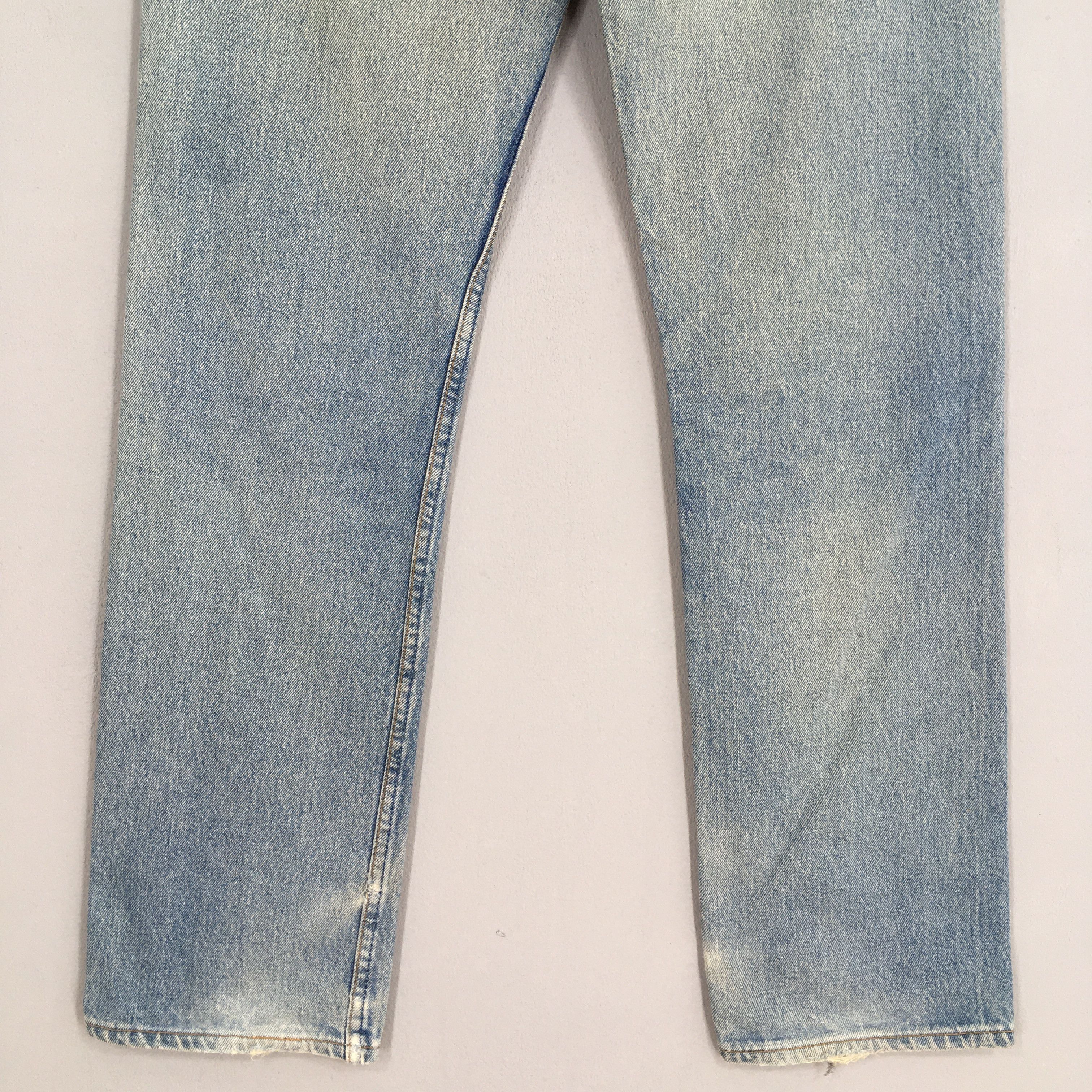 Levi's Size 27x31.5 Vintage 90s Levi's 501 Faded Blue Jeans S1865 Size 27" / US 4 / IT 40 - 11 Thumbnail
