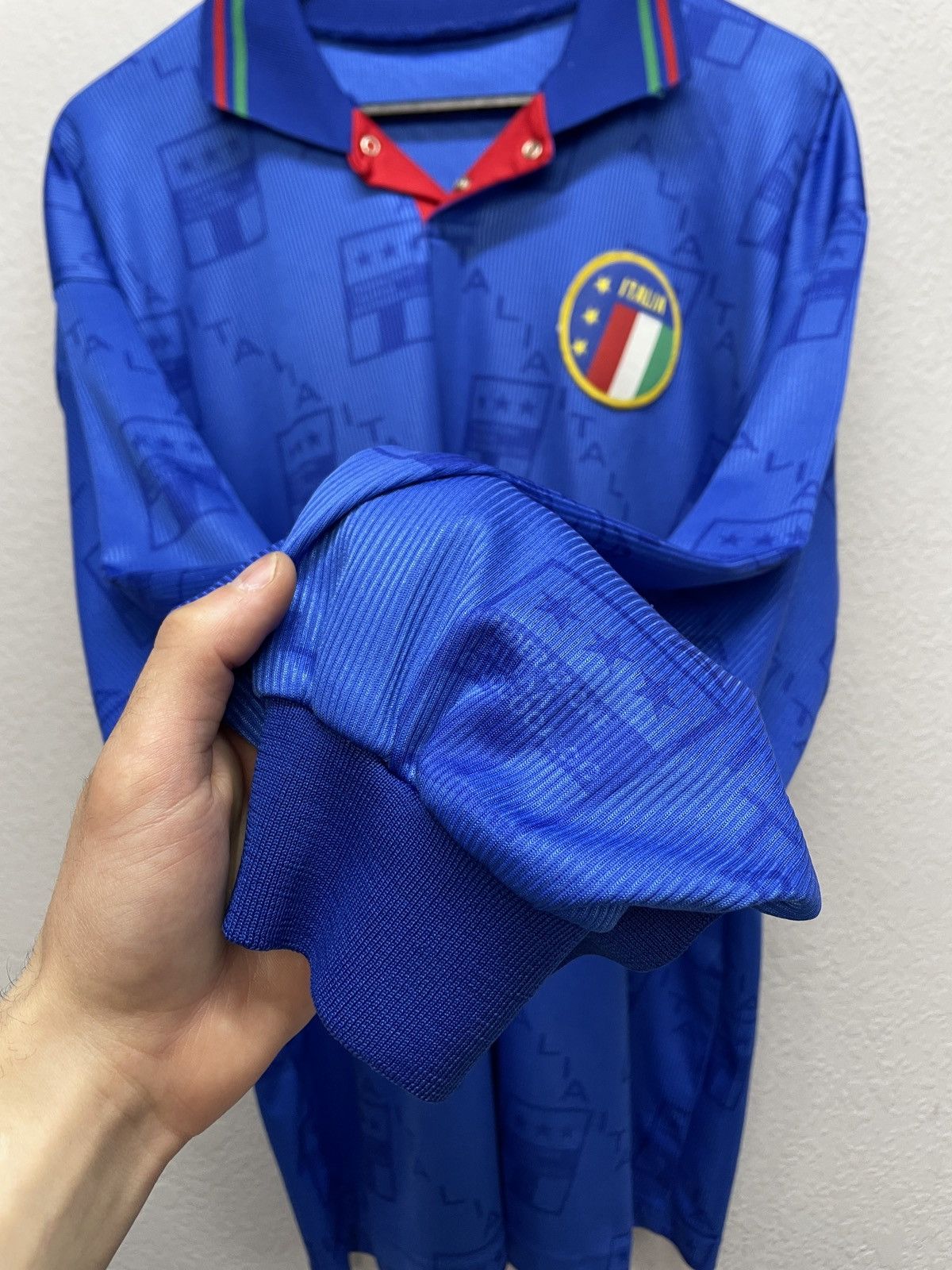 Nike Vintage Y2K Nike Italia Blockcore Tee Soccer Jersey Long Sl Size US L / EU 52-54 / 3 - 6 Thumbnail