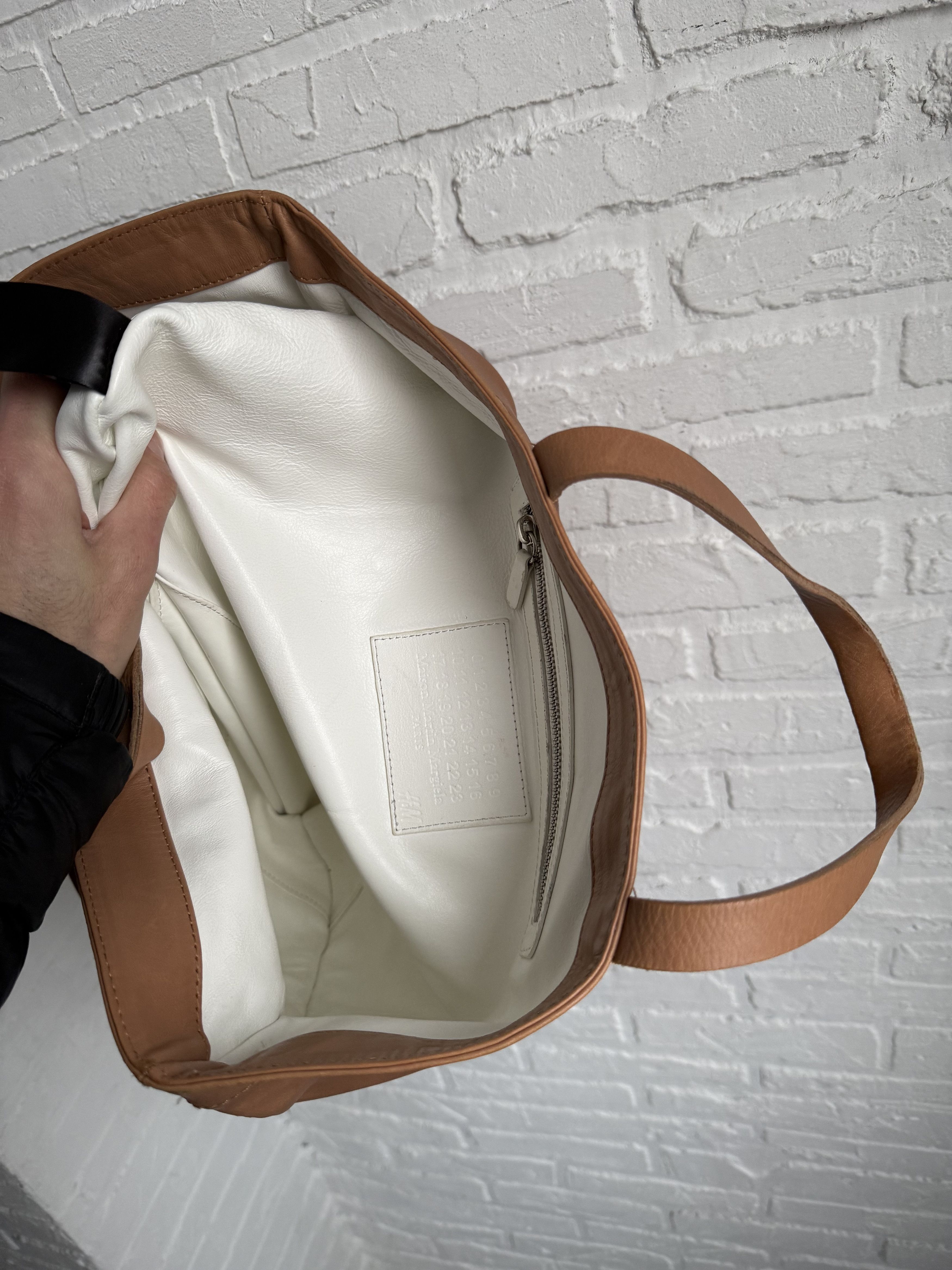 H&M × Maison Margiela Maison Martin Margiela H&M LEATHER TOTE BAG Size ONE SIZE - 6 Thumbnail