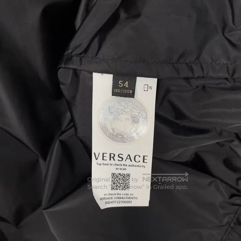 Versace Versace Main line hooded thin windproof jacket jacket Size US L / EU 52-54 / 3 - 8 Thumbnail
