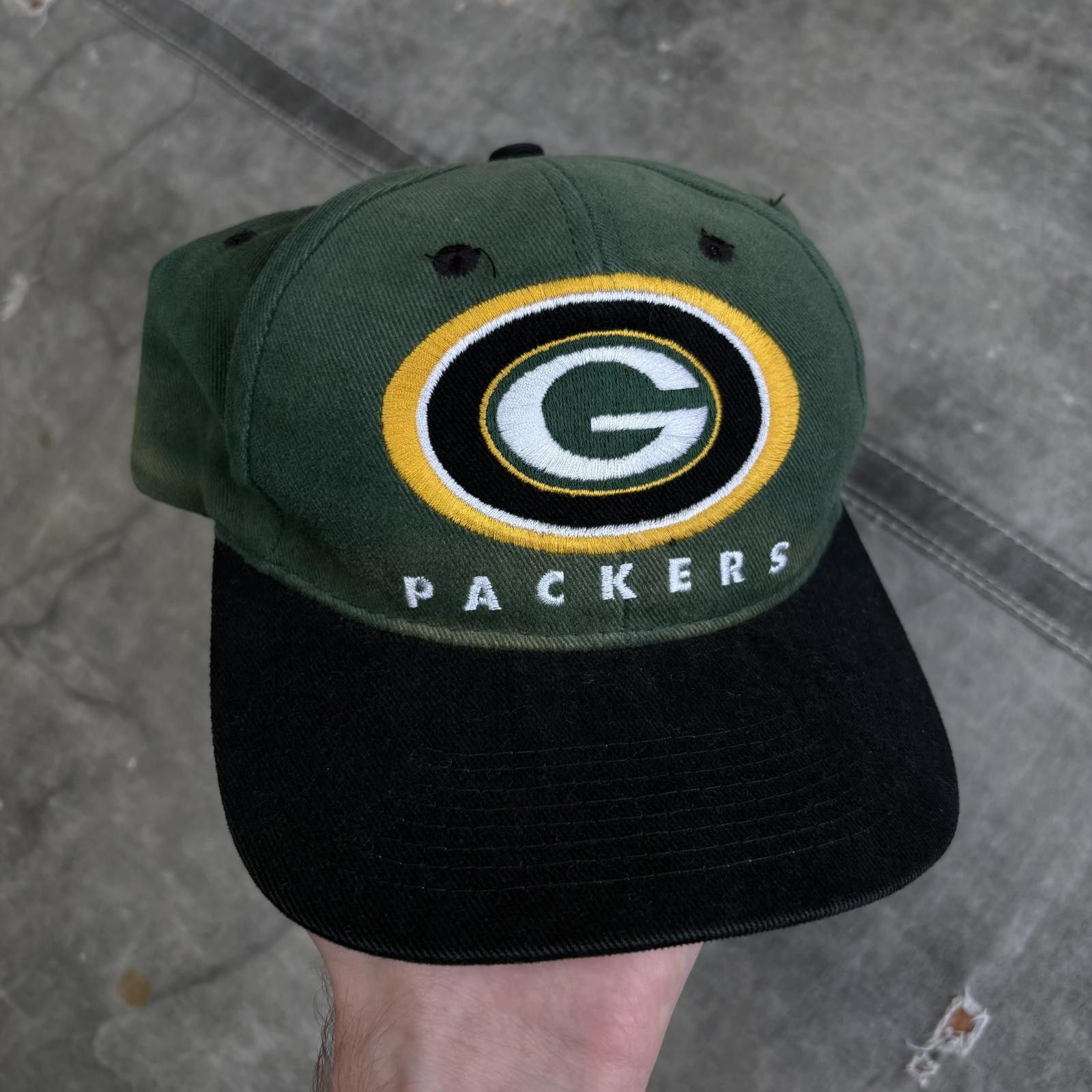 NFL Vintage 90s Champion Green Bay Packers Faded SnapBack Hat Size ONE SIZE - 1 Thumbnail