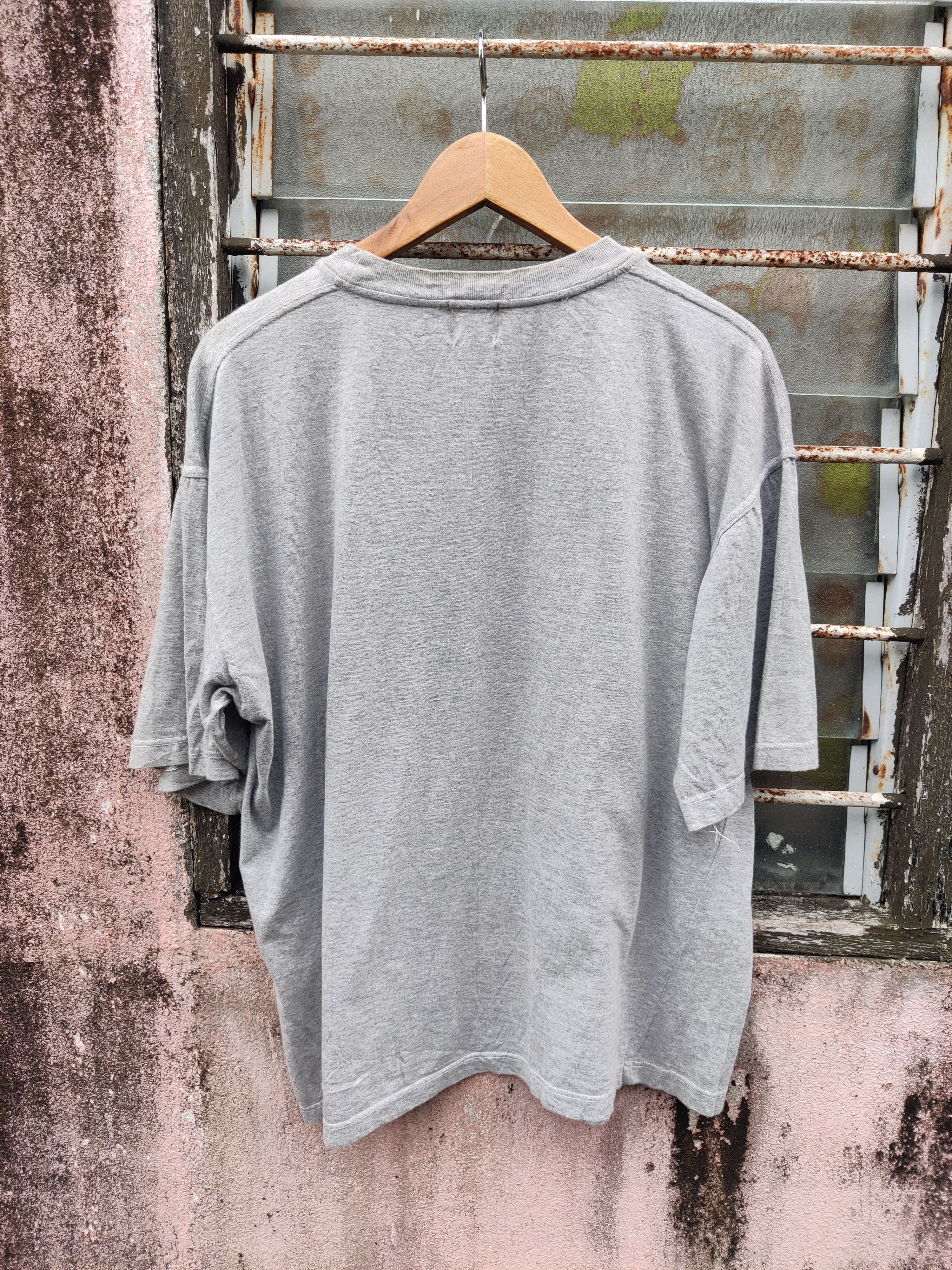 🔥Offer Me🔥 Vintage Trussardi Italy Spellout Shirt