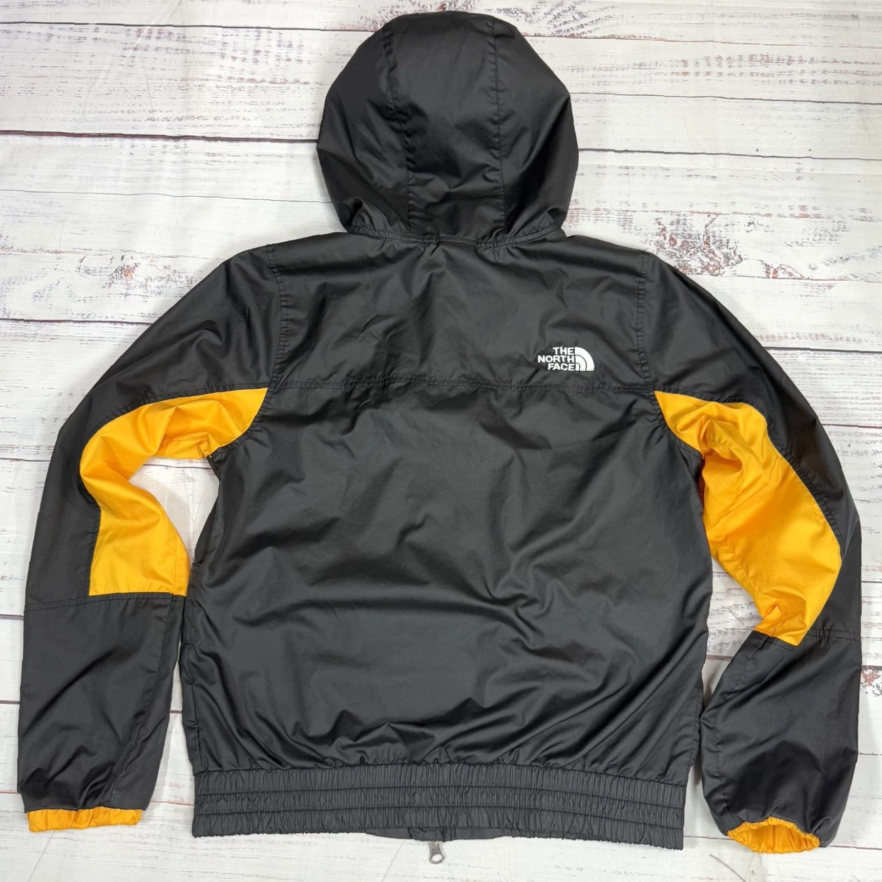 The North Face VINTAGE The North Face Himalayan Wind Shell Jacket Women's Black S Hooded Full Zip Windbreaker Size S / US 4 / IT 40 - 4 Thumbnail