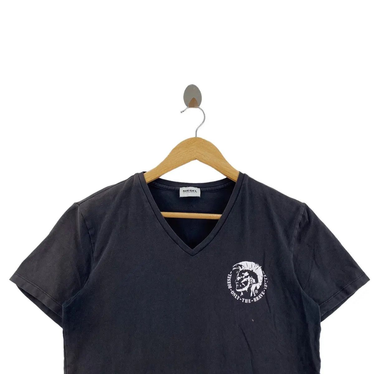 Diesel DIESEL ITALY Only The Brave Punk V Neck Tee Shirt Size S / US 4 / IT 40 - 2 Thumbnail