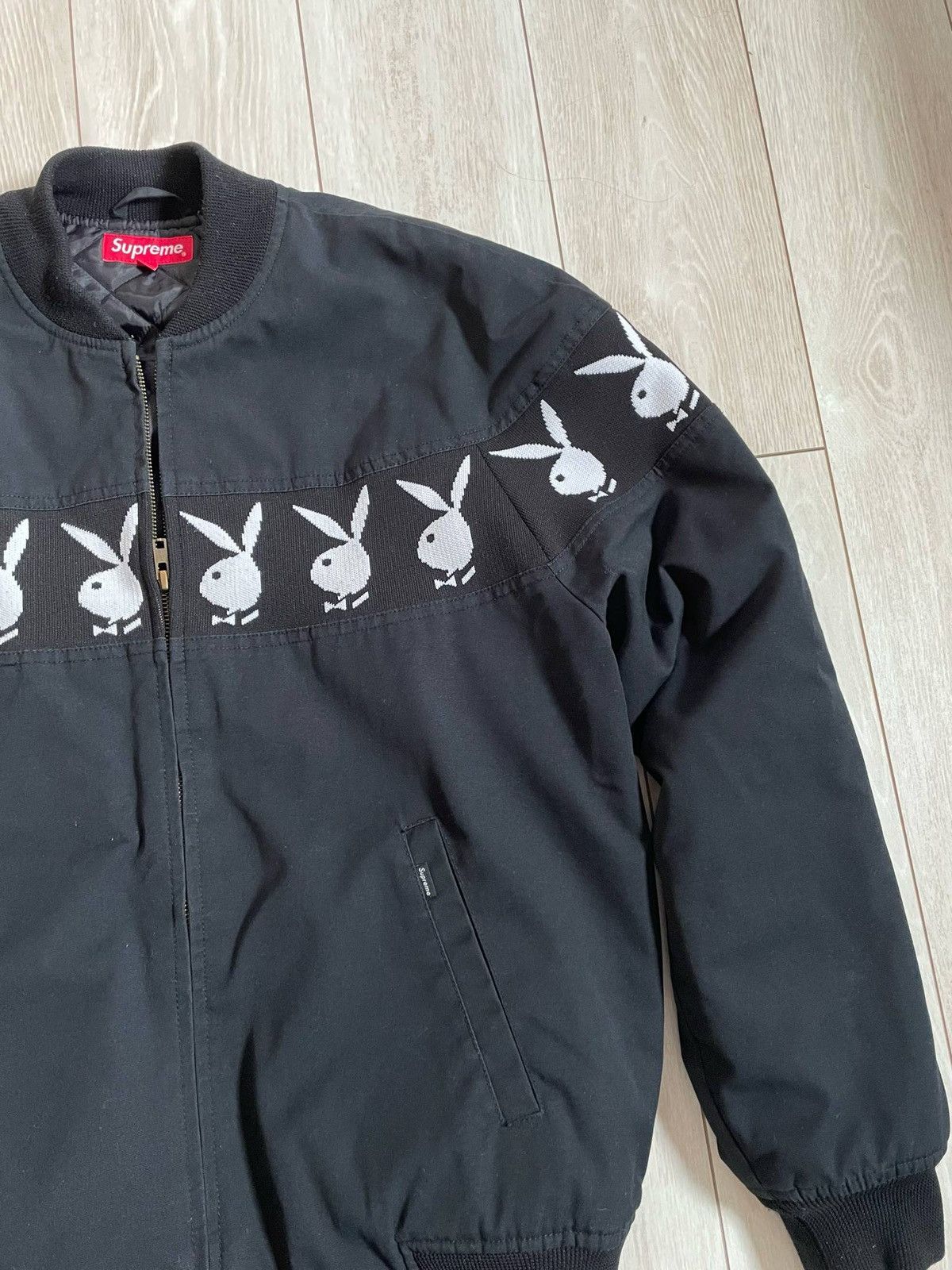 Supreme Used Supreme Playboy Crew Jacket Authentic Size M Rare Size US M / EU 48-50 / 2 - 3 Thumbnail