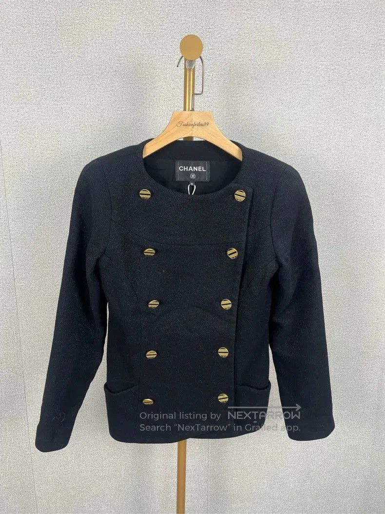 Chanel Chanel Black Double-Breasted Long-Sleeve Coat. Size US S / EU 44-46 / 1 - 1 Thumbnail