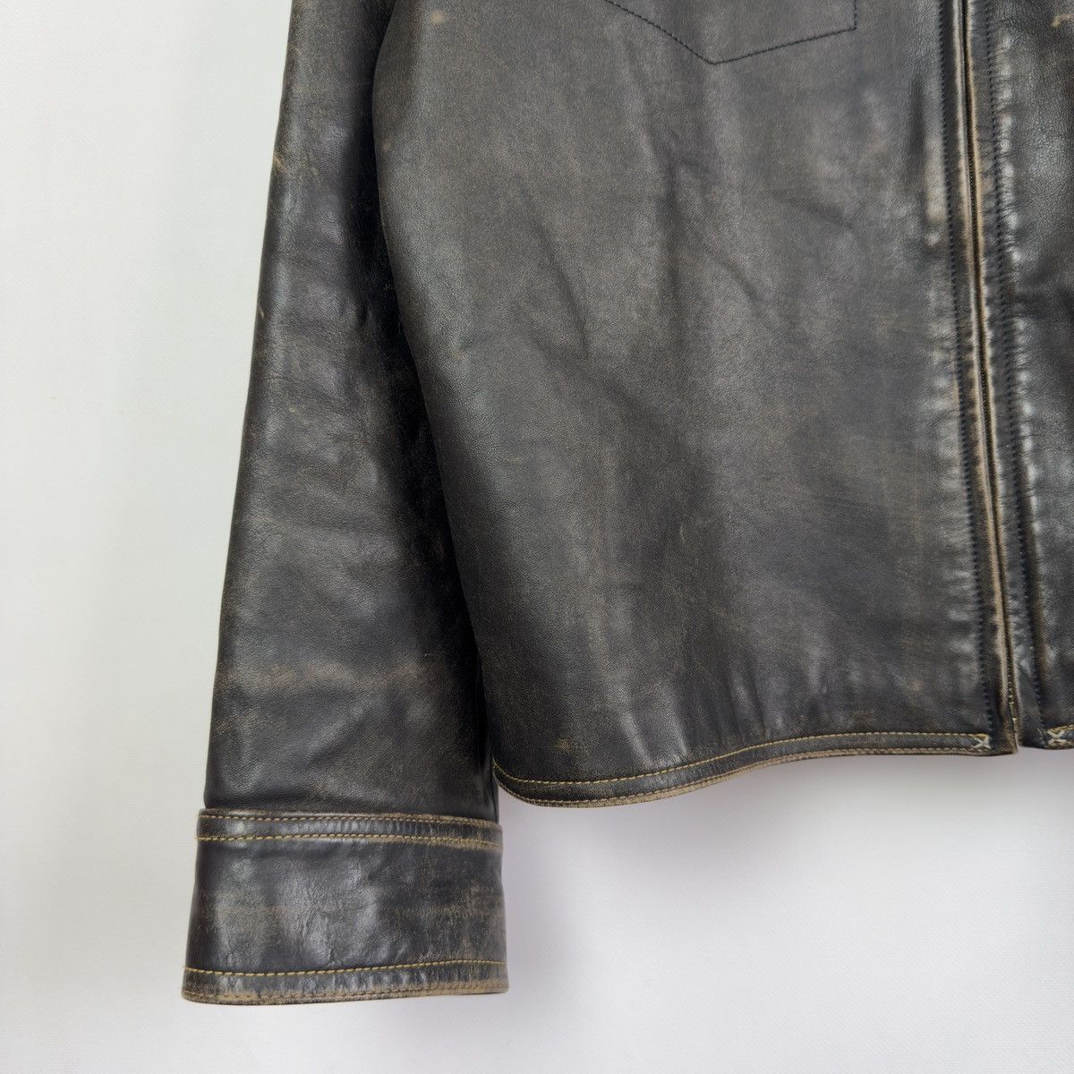 Gap Y2k OLD GAP Distressed Leather Jacket Heavyweight Boxy Faded Size US L / EU 52-54 / 3 - 3 Thumbnail