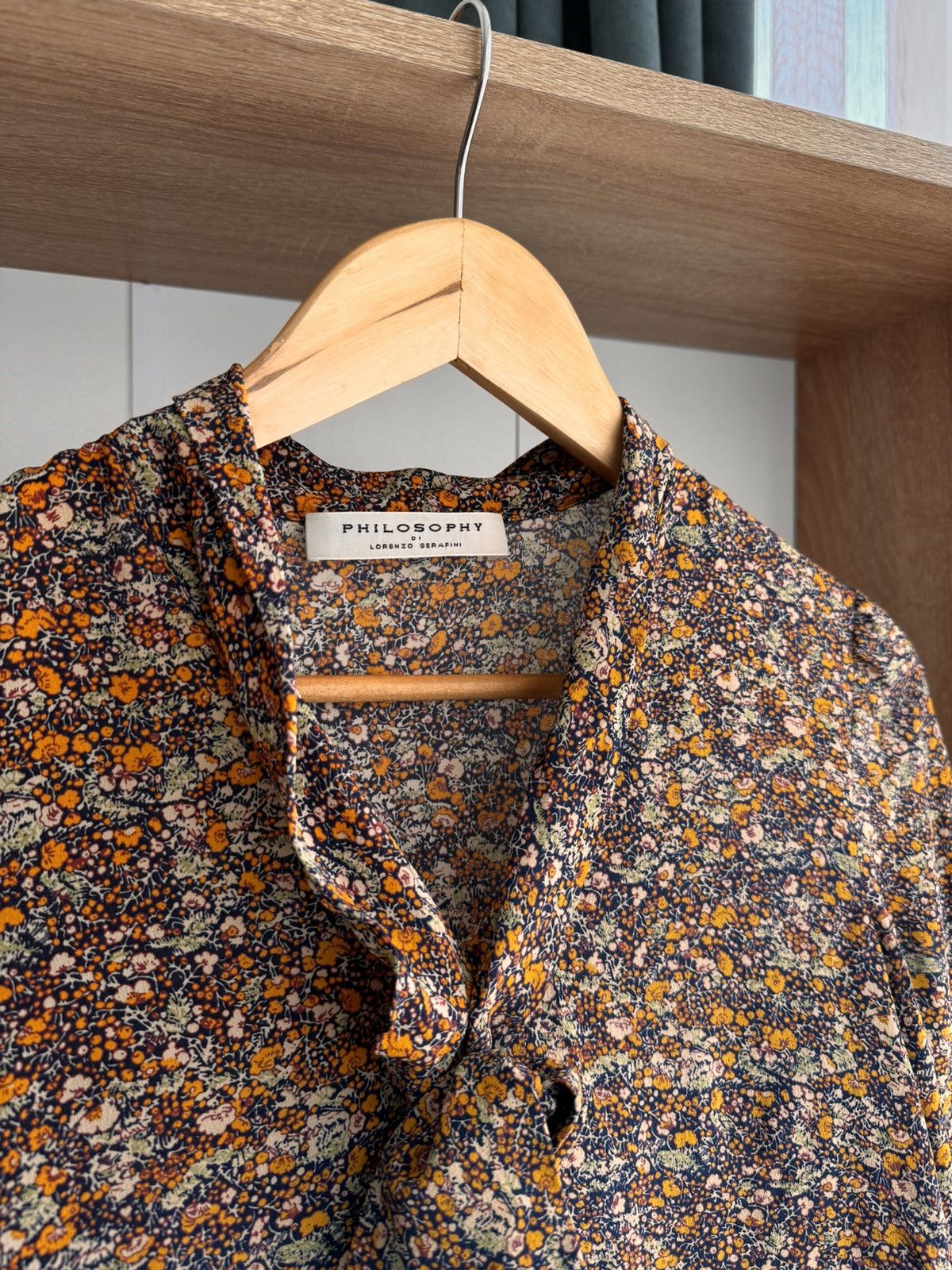 Philosophy di Lorenzo Serafini × Vintage Vintage Philosophy di Lorenzo Serafini Luxury Floral Blouse Size S / US 4 / IT 40 - 4 Thumbnail