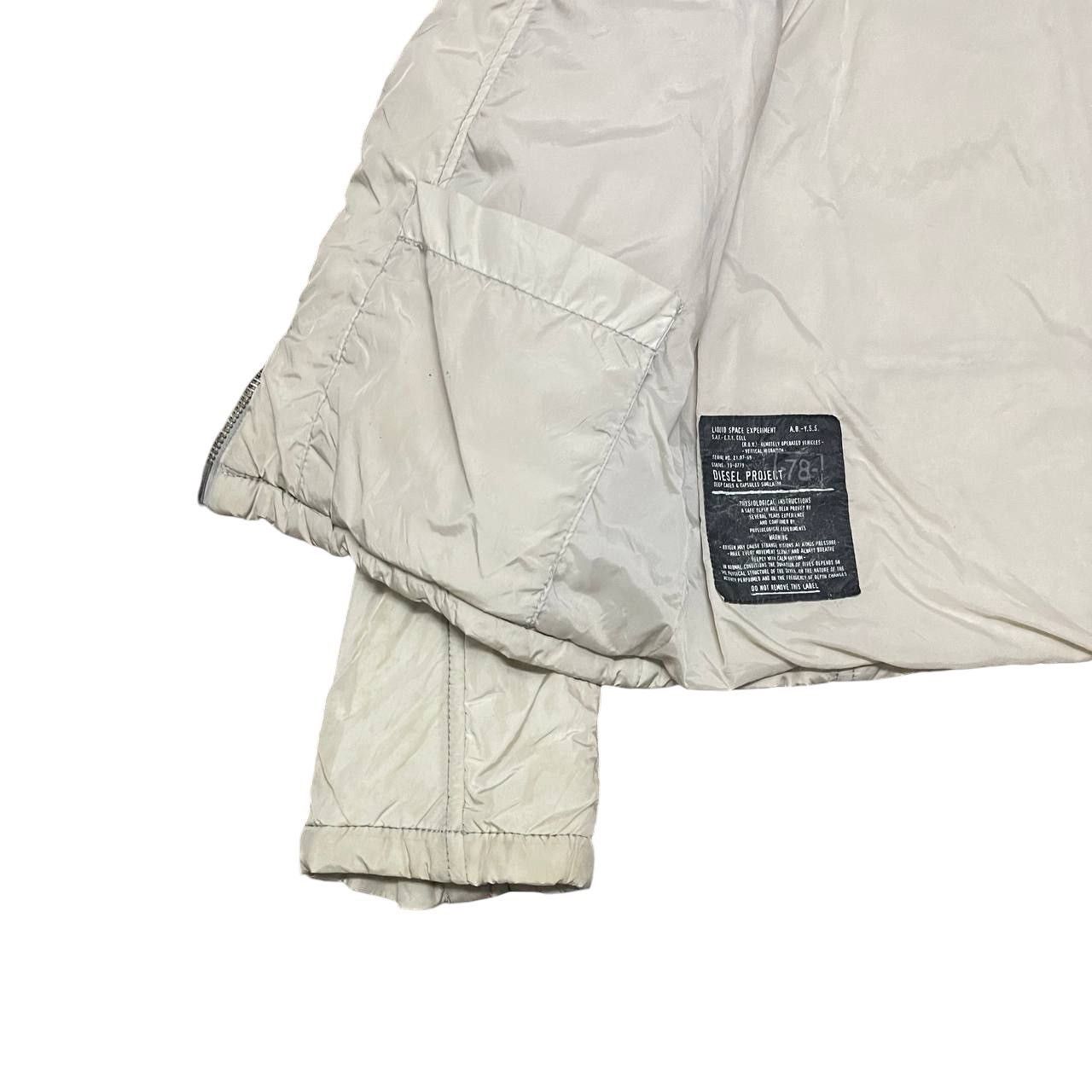 Diesel Vintage Diesel Nylon Puffer Jacket Size US L / EU 52-54 / 3 - 10 Thumbnail