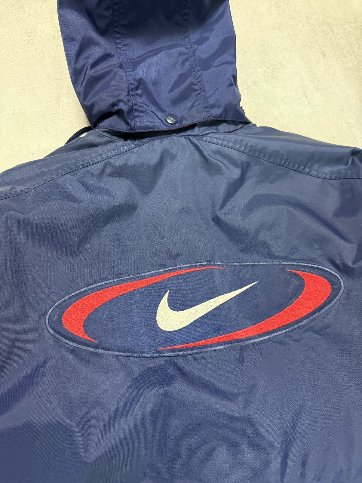 Nike × Vintage Vintage Nike Swoosh Jacket Windbreaker Big Logo Y2K 90s Size US S / EU 44-46 / 1 - 2 Thumbnail