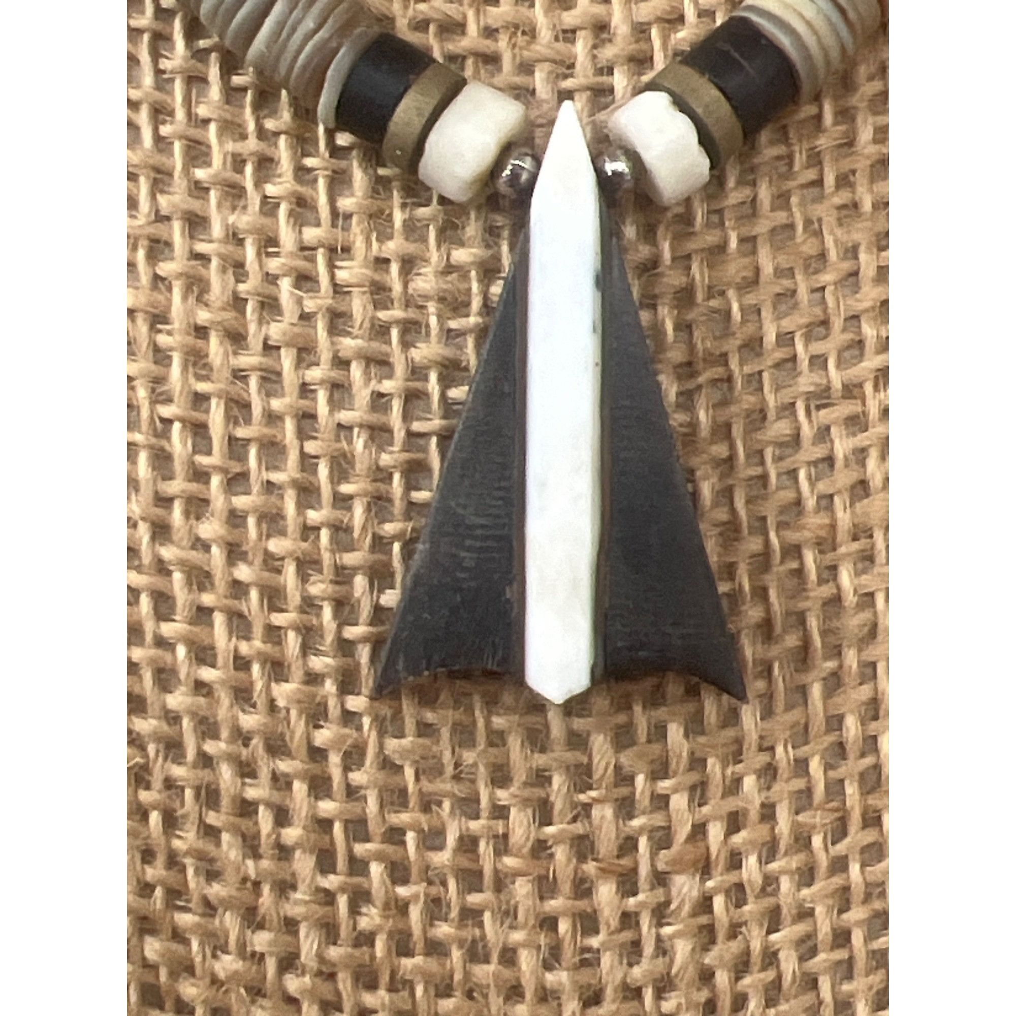 Other Vintage Santo Domingo Heishi Bead Stone Inlay Pendant Arrow Size ONE SIZE - 2 Thumbnail