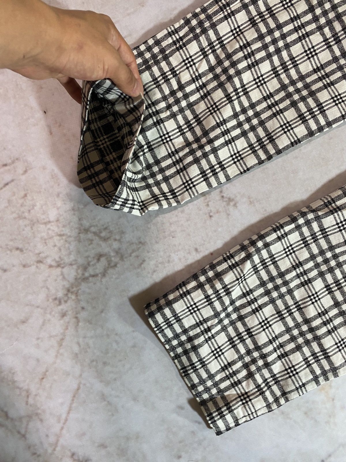 Cavalli Class × Roberto Cavalli Luxury Roberto Cavalli class checkered pants Size 30" / US 8 / IT 44 - 4 Thumbnail