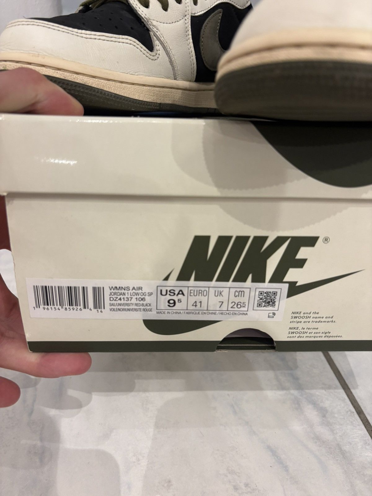 Nike × Travis Scott Nike air Jordan 1 Travis Scott olive noir crème taille 41 Size US 10 / IT 40 - 10 Thumbnail