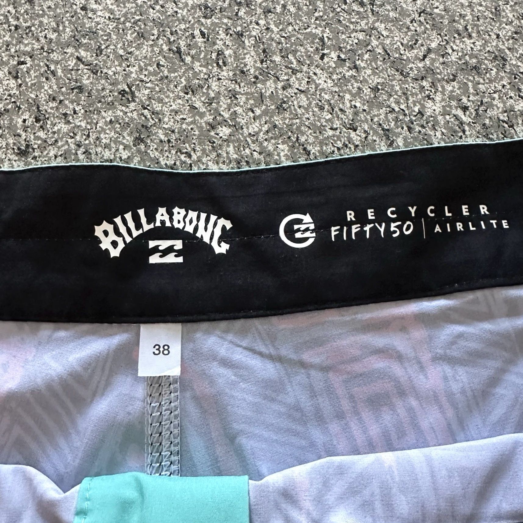 Billabong Billabong Boardshorts 19” Mens Size 38 Black Air Lite Stretch Pro Colorblock 90% Polyester 10% Spandex Mens Board Shorts Size US 38 / EU 54 - 4 Thumbnail