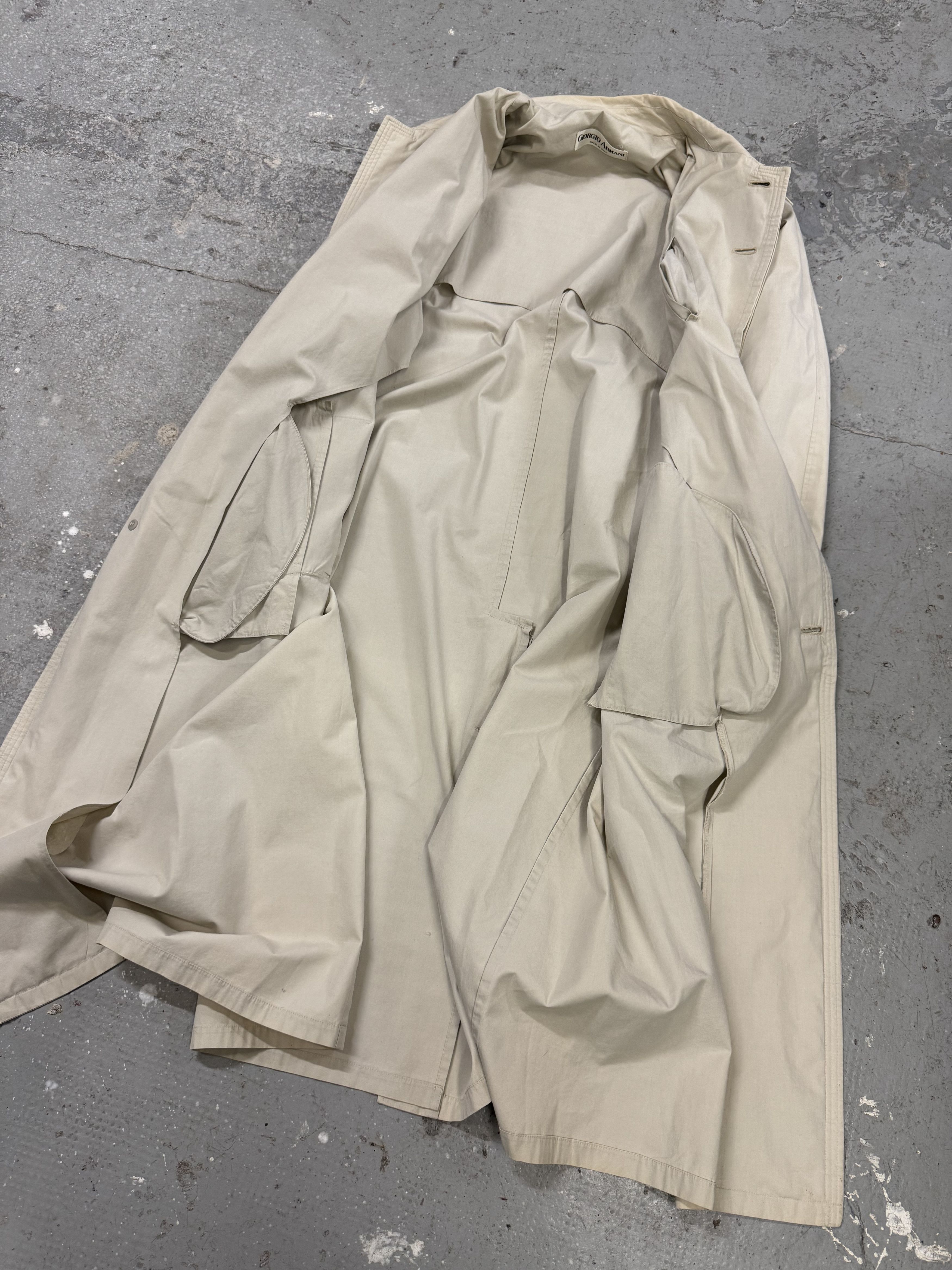 Giorgio Armani × Vintage 1990s Giorgio Armani Beige Trench Coat Size US M / EU 48-50 / 2 - 5 Thumbnail