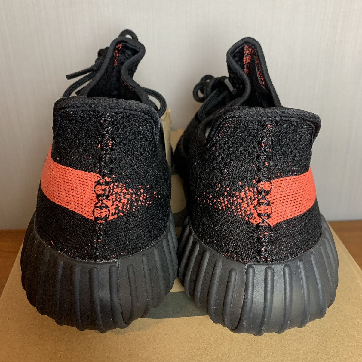 Adidas × Kanye West × Yeezy Yeezy Boost 350 V2 Core Red Size US 11 / EU 44 - 10 Thumbnail
