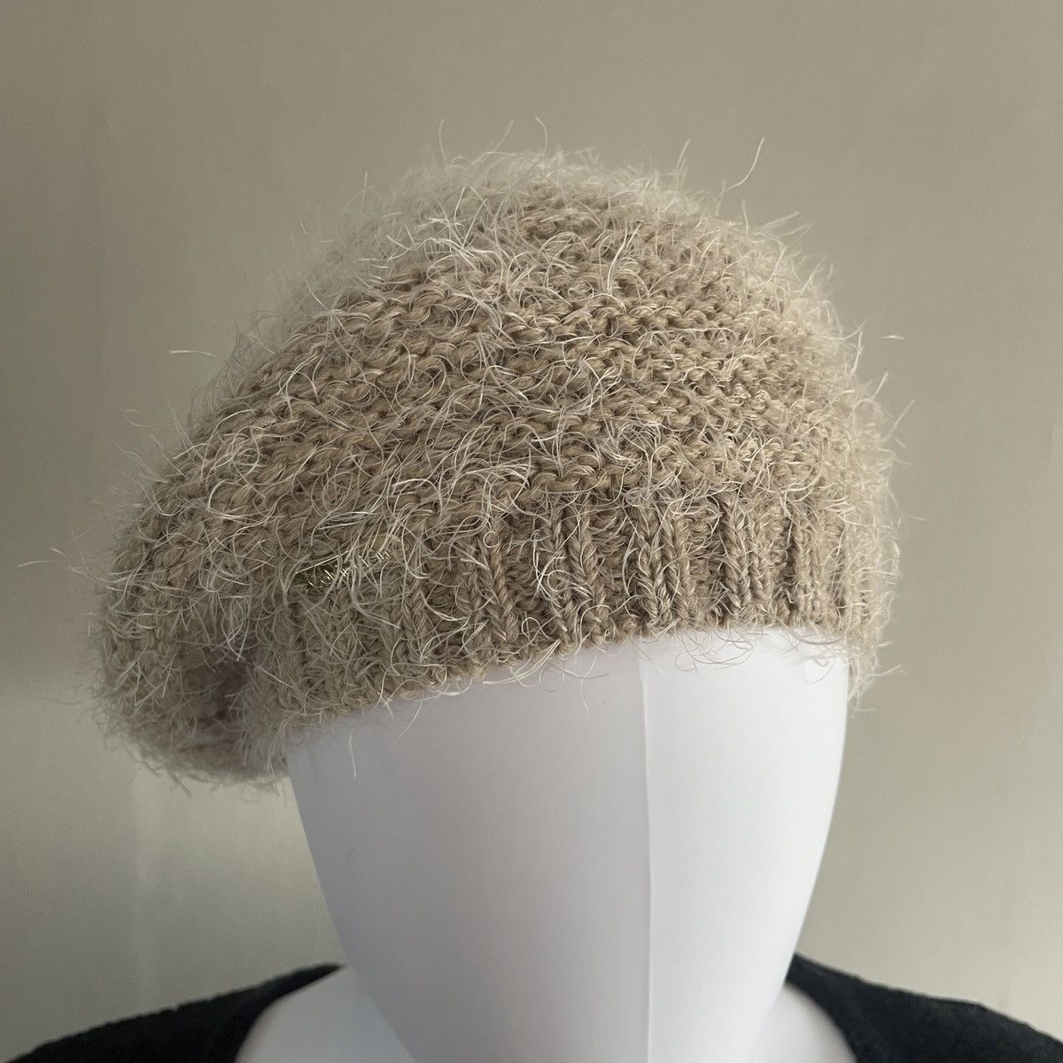 Calvin Klein Calvin Klein Ombre Beret Hat Size ONE SIZE - 2 Thumbnail