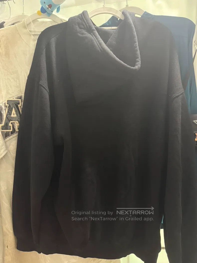 Balenciaga Balenciaga Manchester United Soccer Hooded Sweatshirt Blac Size US L / EU 52-54 / 3 - 3 Thumbnail