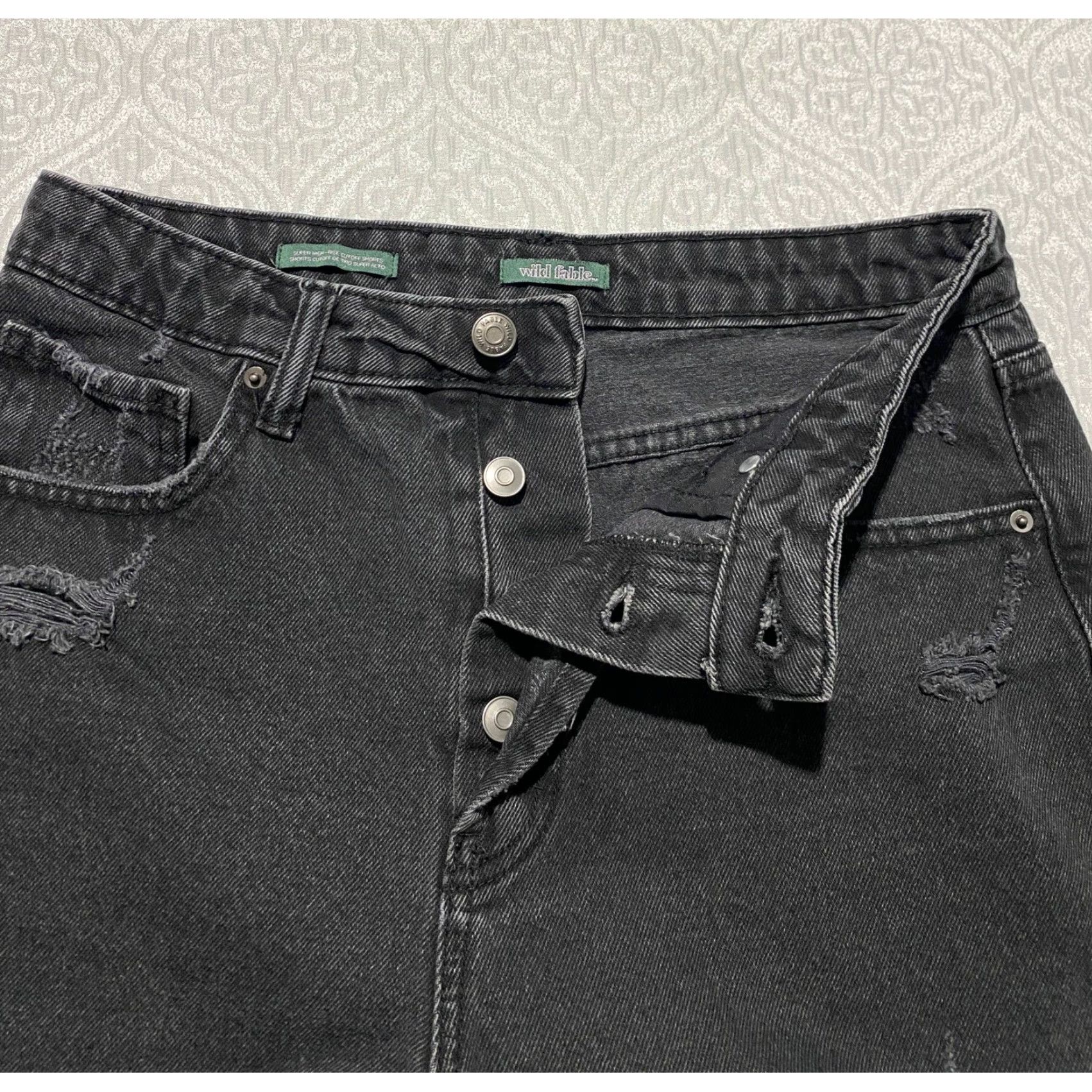 Vintage Wild Fable Black Distressed Super High Rise Cutoff Shorts Womens Size 6 Size 28" / US 6 / IT 42 - 3 Thumbnail