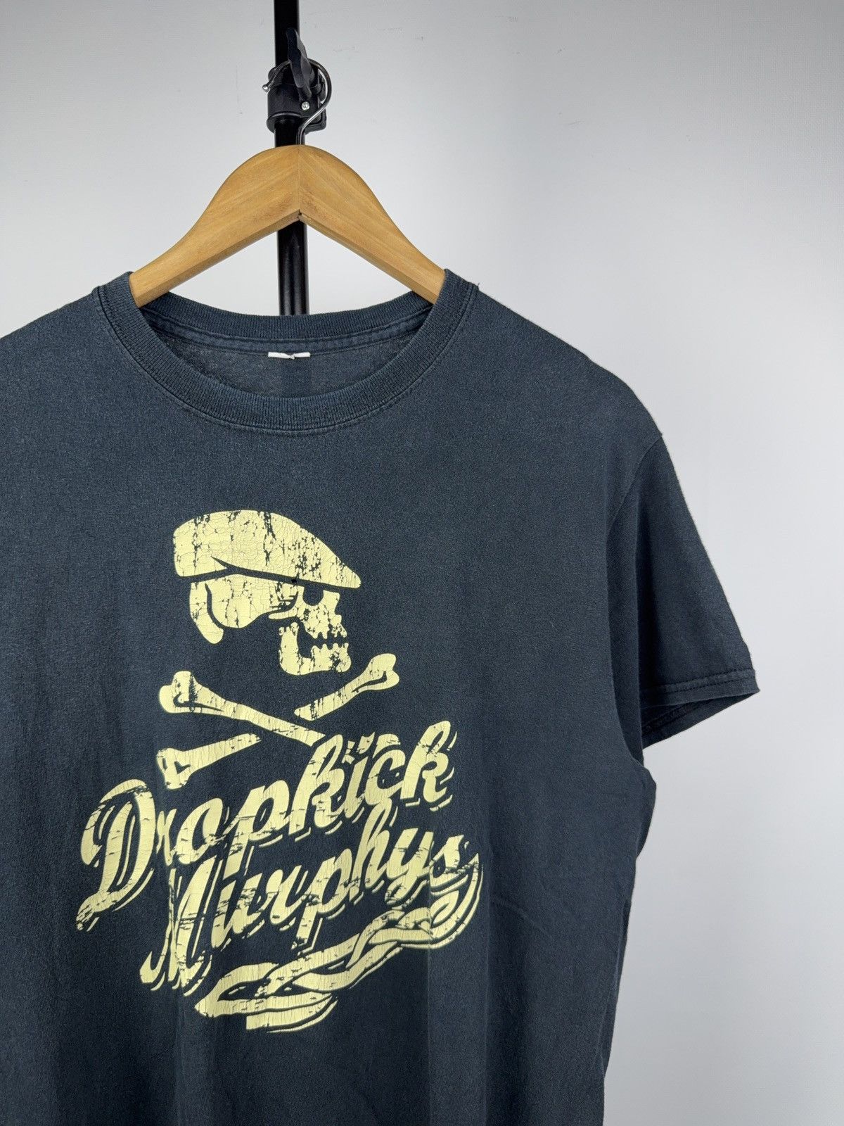Band Tees Vintage 00s Dropkick Murphys Skull & Ship Tour T-Shirt Black Size US M / EU 48-50 / 2 - 2 Thumbnail