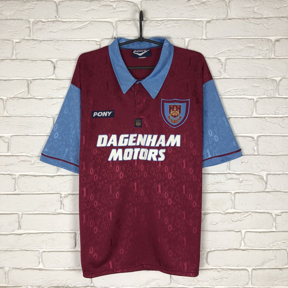 Vintage Retro copy West Ham United 1995 1997 home jersey Size US M / EU 48-50 / 2 - 1 Thumbnail