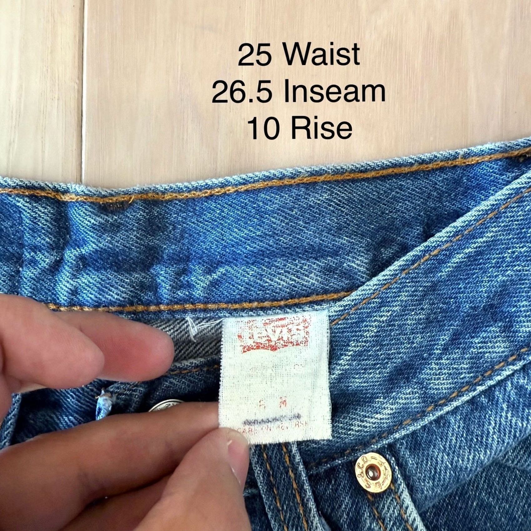 Levi's VINTAGE Levi's 501 Jeans 25 Blue Denim Made in USA Workwear Non Selvedge Mens Jeans 80s Size US 26 / EU 42 - 6 Thumbnail