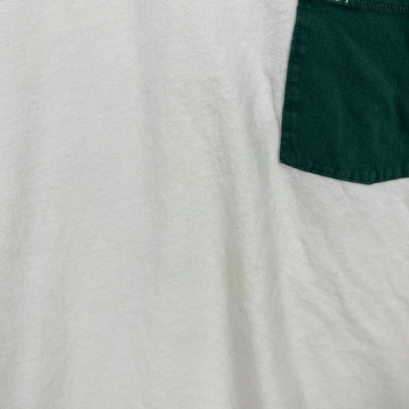 Abercrombie & Fitch Abercrombie & Fitch Pocket T-Shirt Men's L White Short Sleeve Crew Neck Cotton Size US L / EU 52-54 / 3 - 4 Thumbnail