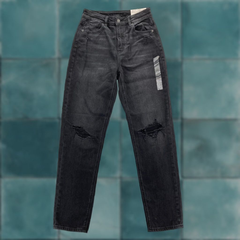 American Eagle Outfitters American Eagle Outfitters Mom Jean Women's 2 Long Black Stretch Denim NWT Comfort Waist Jeans 5-Pocket Slim Tall Boys? Size 26" / US 2 / IT 38 - 1 Thumbnail