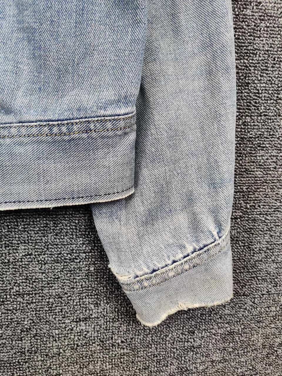 Lee Vintage Trashed Lee Riders Distressed Denim Trucker Jacket Size US M / EU 48-50 / 2 - 3 Thumbnail