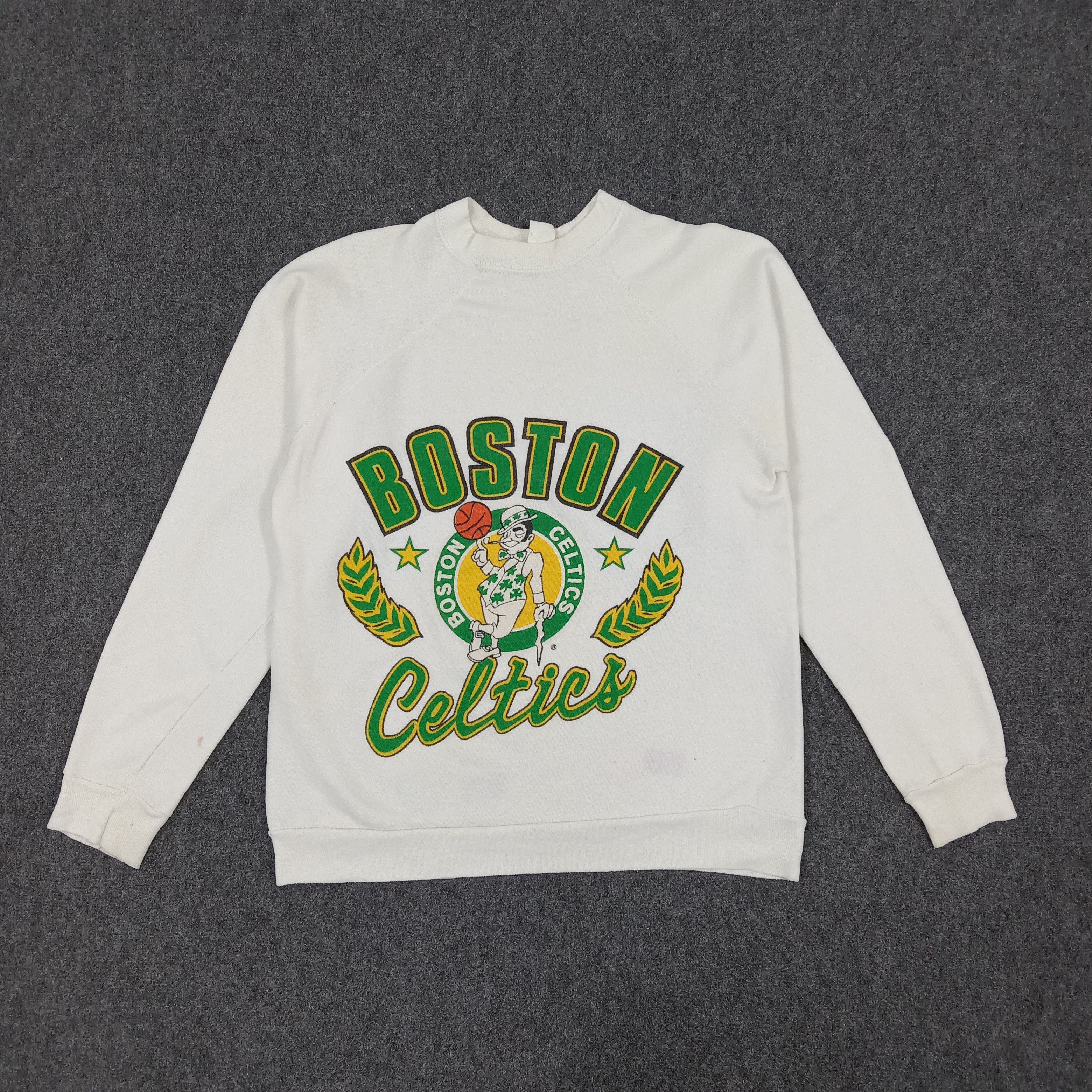 NBA × Vintage Vintage 90's Boston Celtics American Basketball Sweatshirt Size US S / EU 44-46 / 1 - 1 Thumbnail